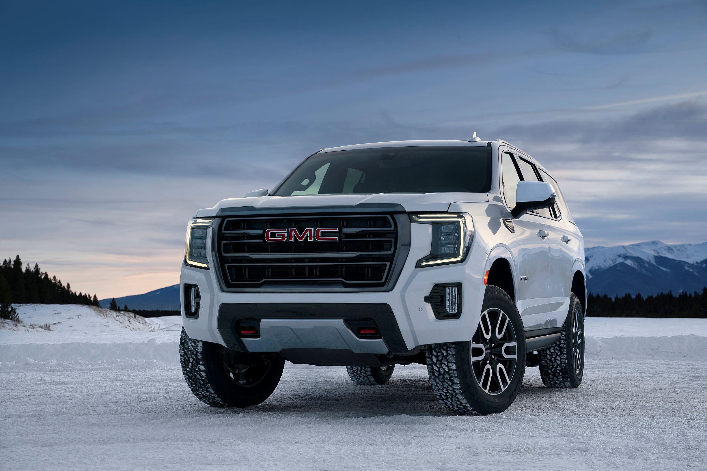 2021 GMC Yukon AT4 (1)