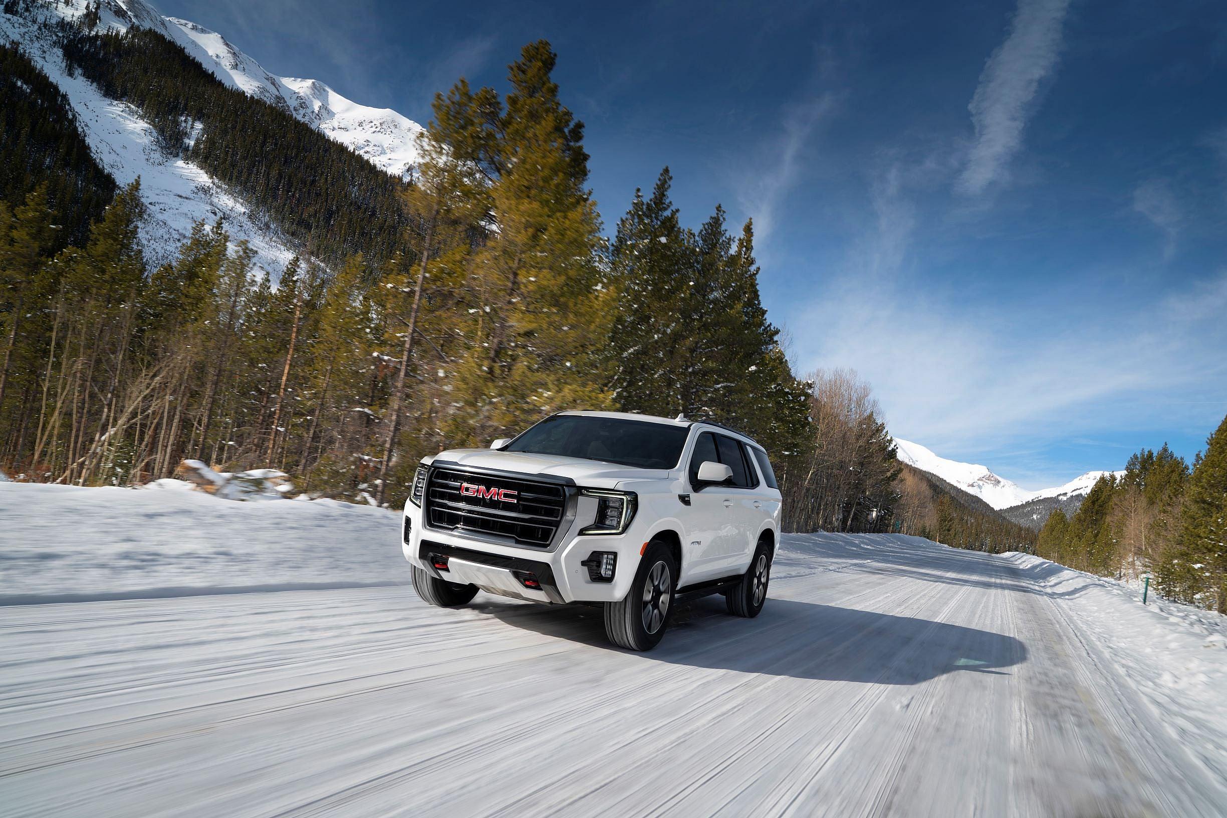 2021 GMC Yukon AT4 (4)
