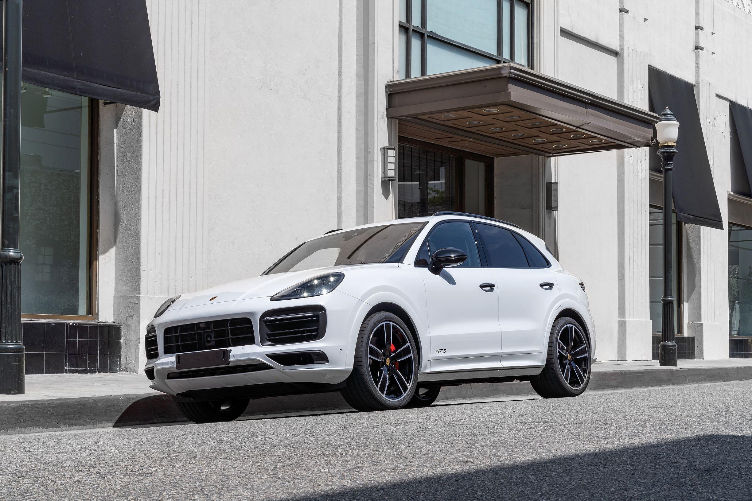 Porsche Cayenne GTS (2)