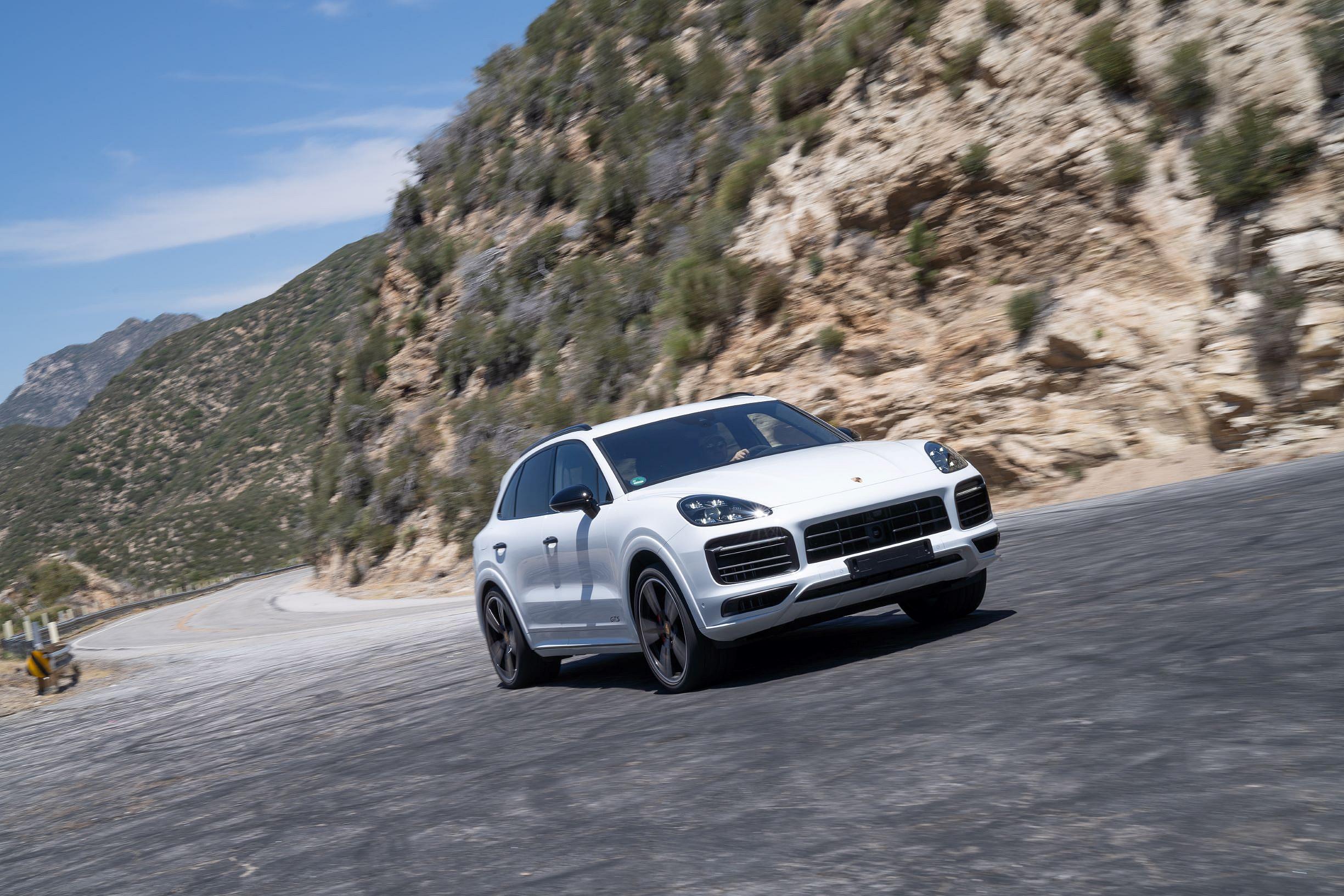 Porsche Cayenne GTS (7)
