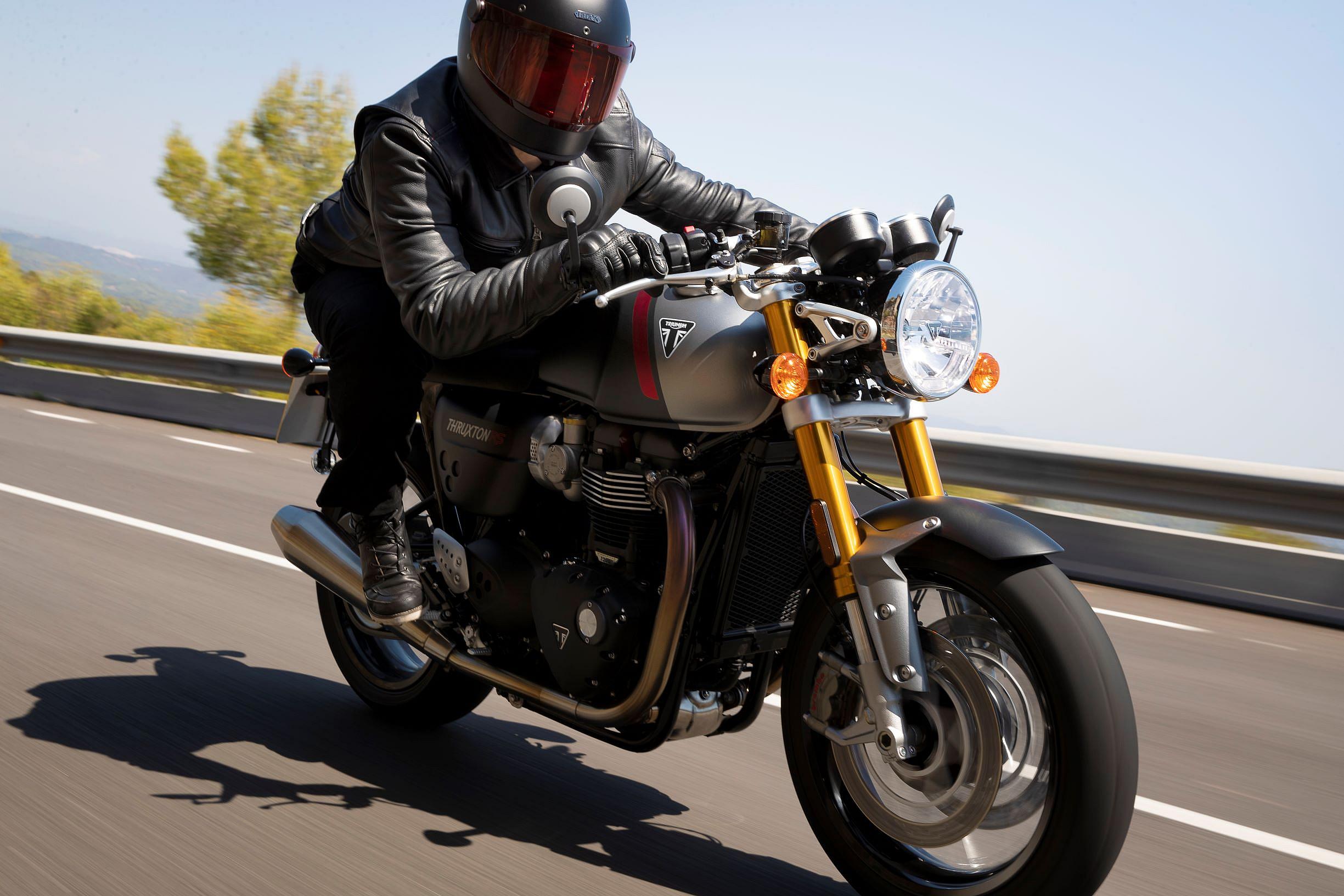 Triumph Thruxton RS (3)
