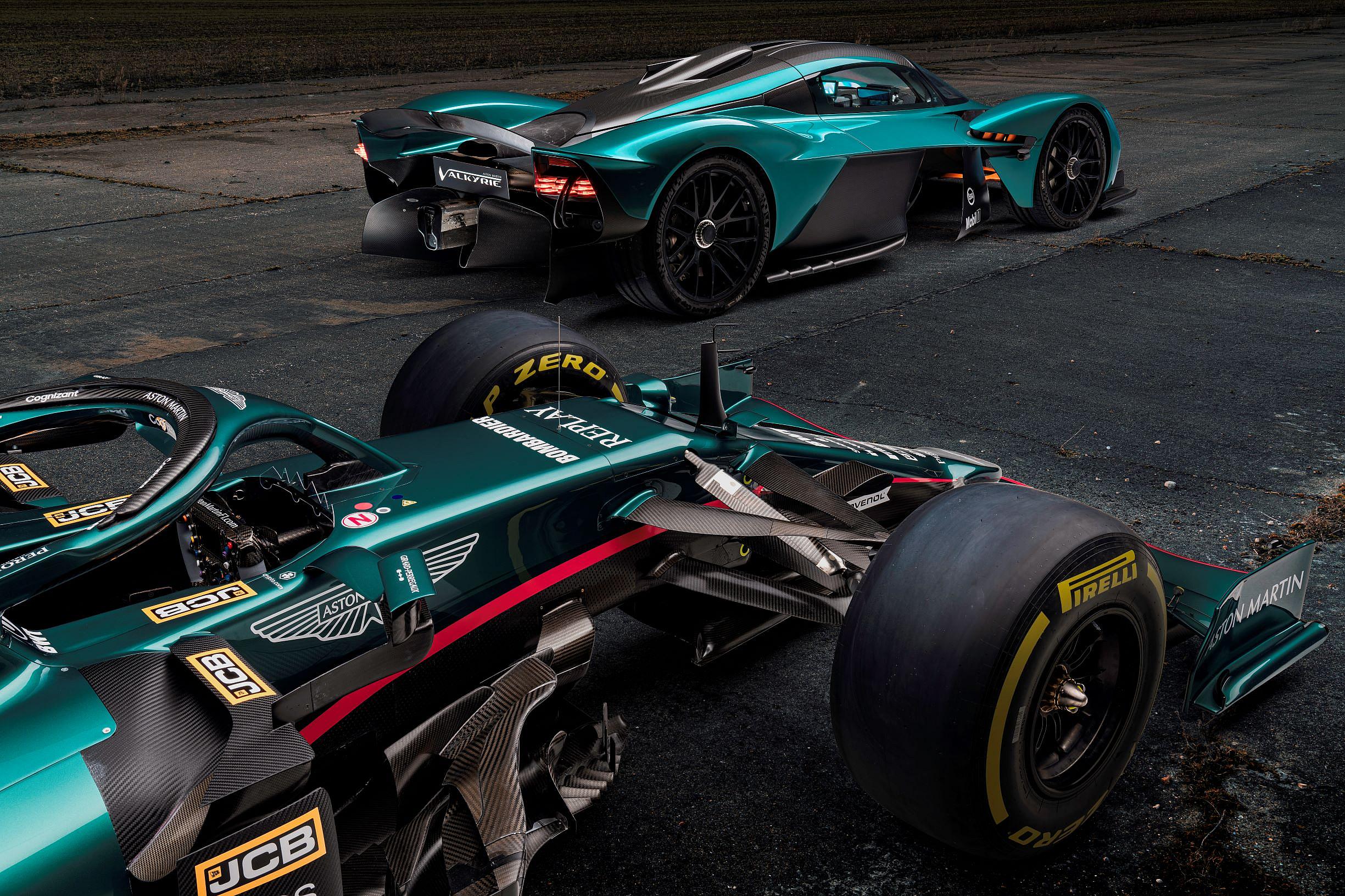 Aston Martin_F1 & Valkyrie - REAR_HR