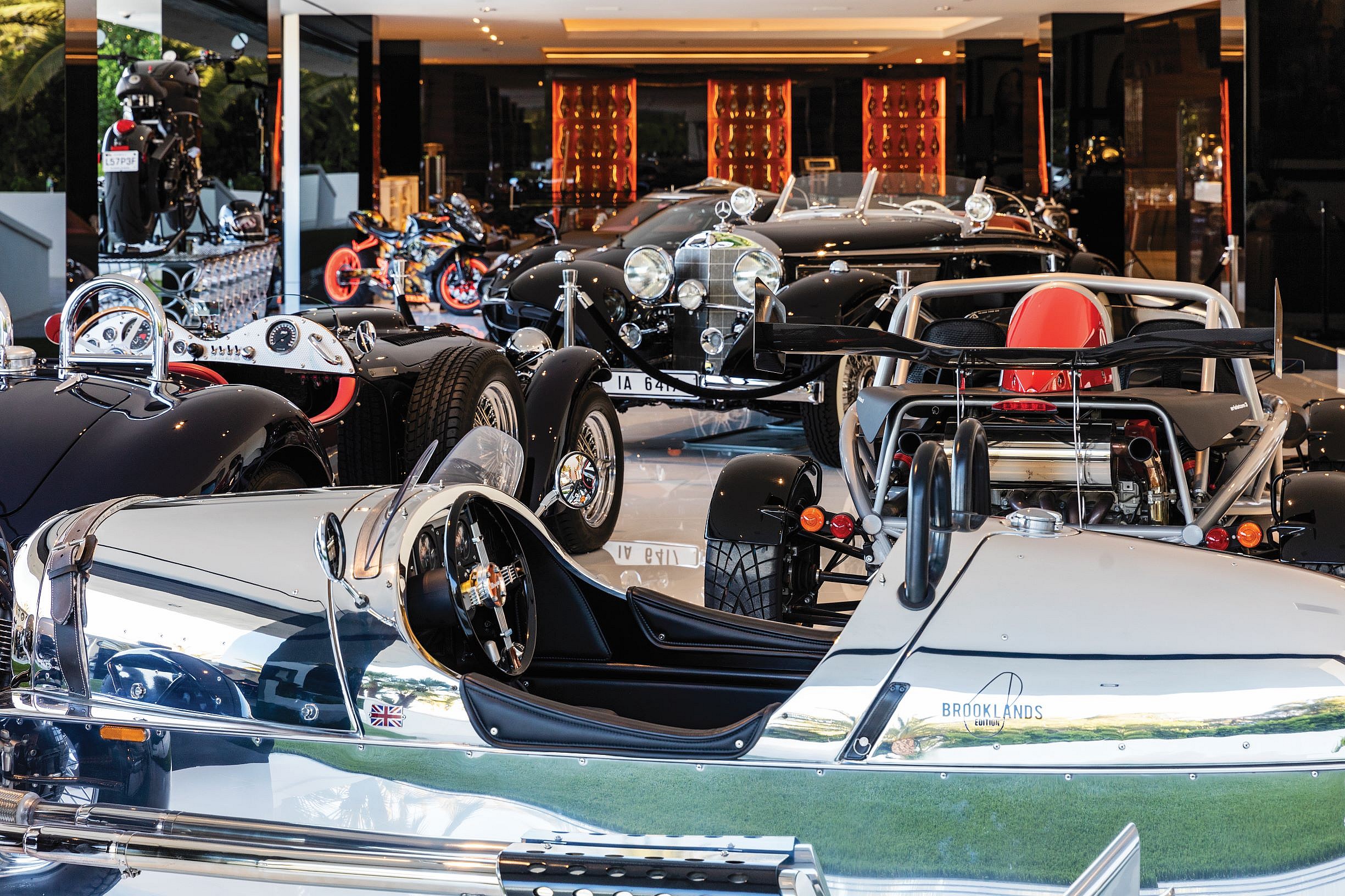 0219-MX_BILLIONAIRE HOUSE.07