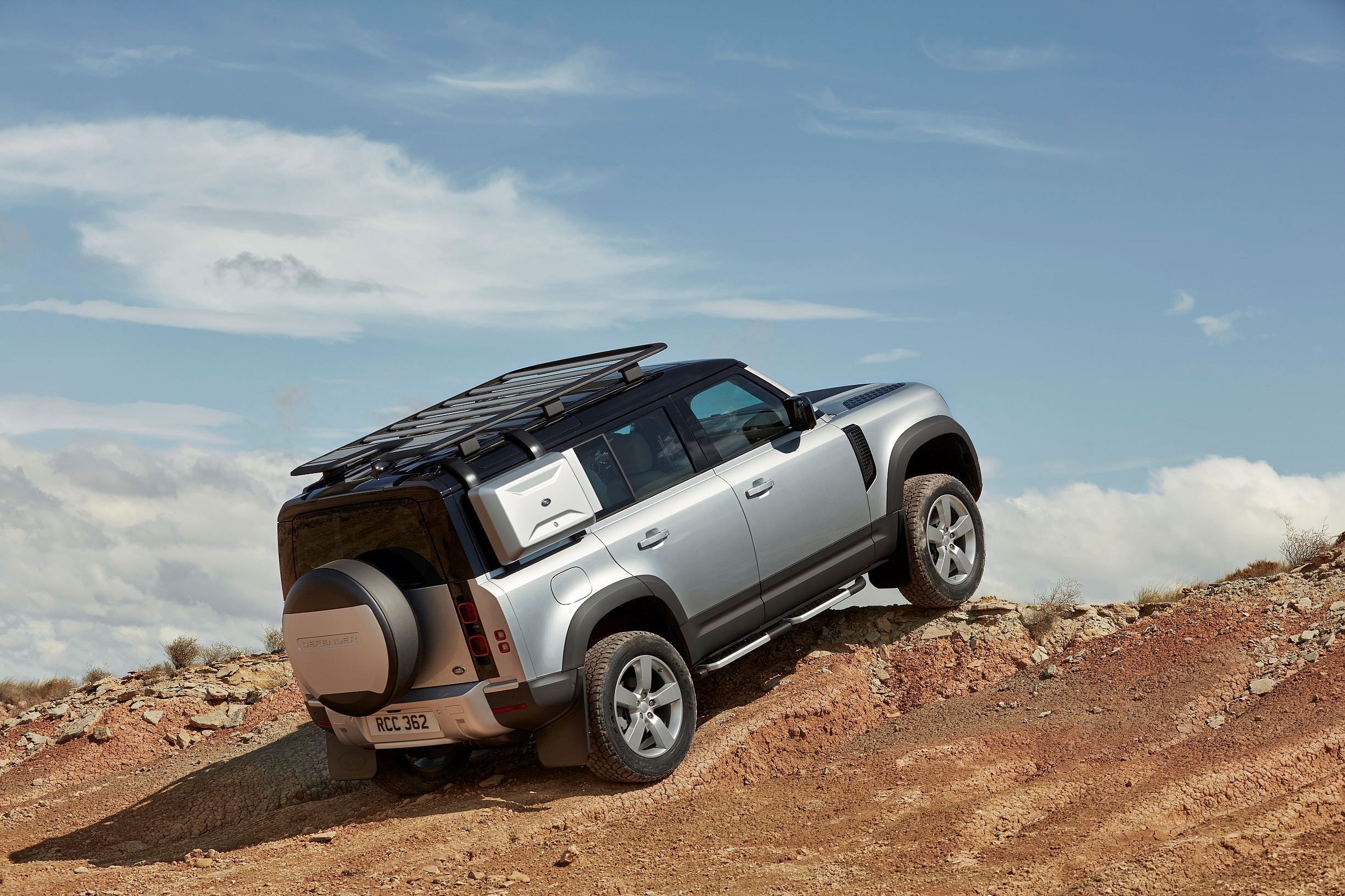 2020 Land Rover Defender (10)