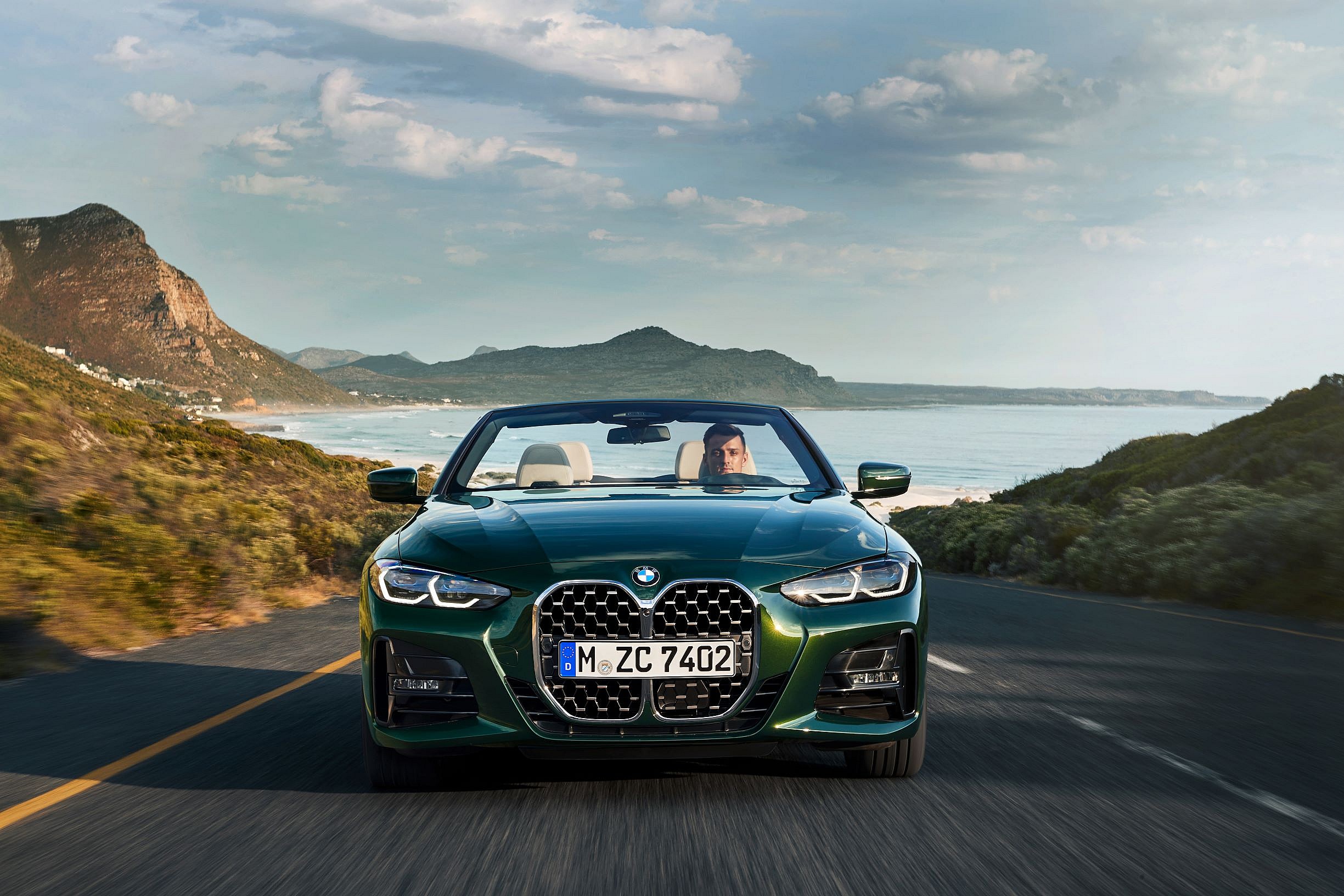 2021 BMW 4 Series Convertible (4)