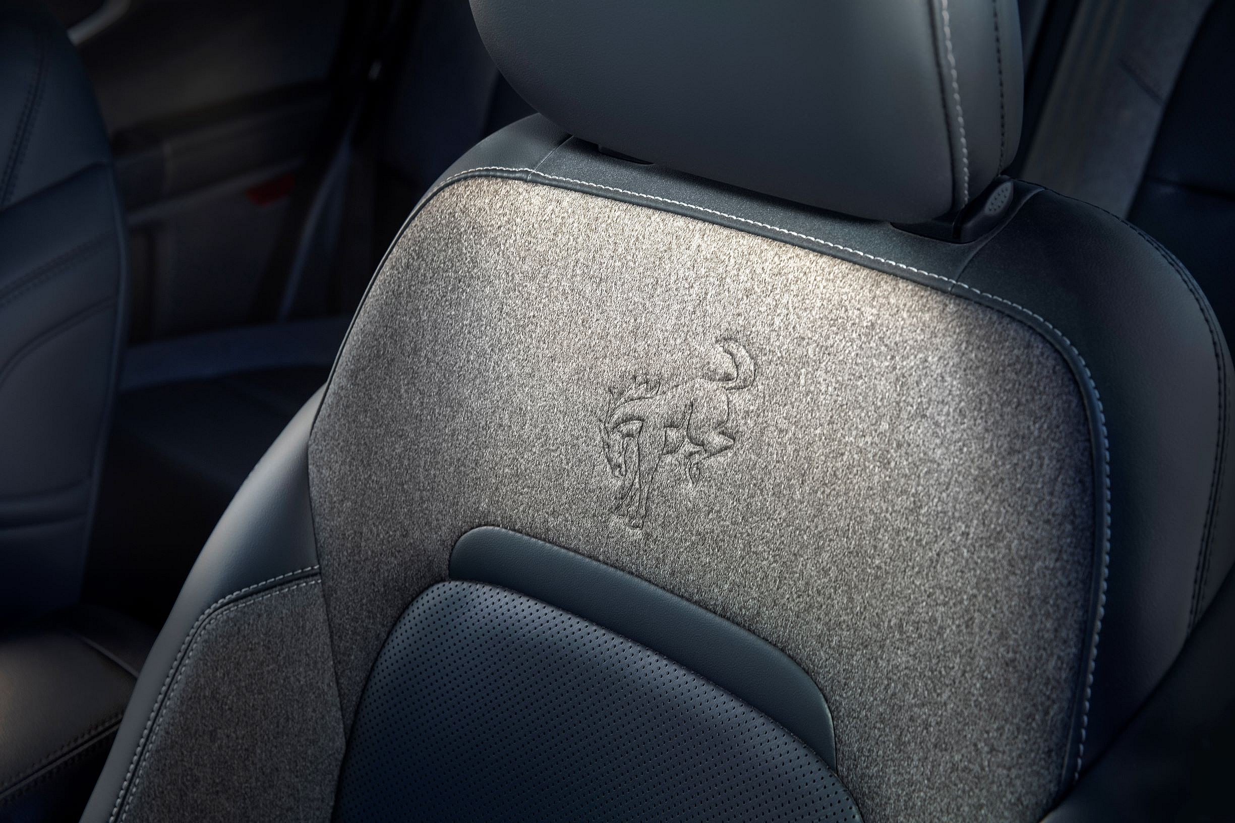 2021 Ford Bronco First Edition (1)