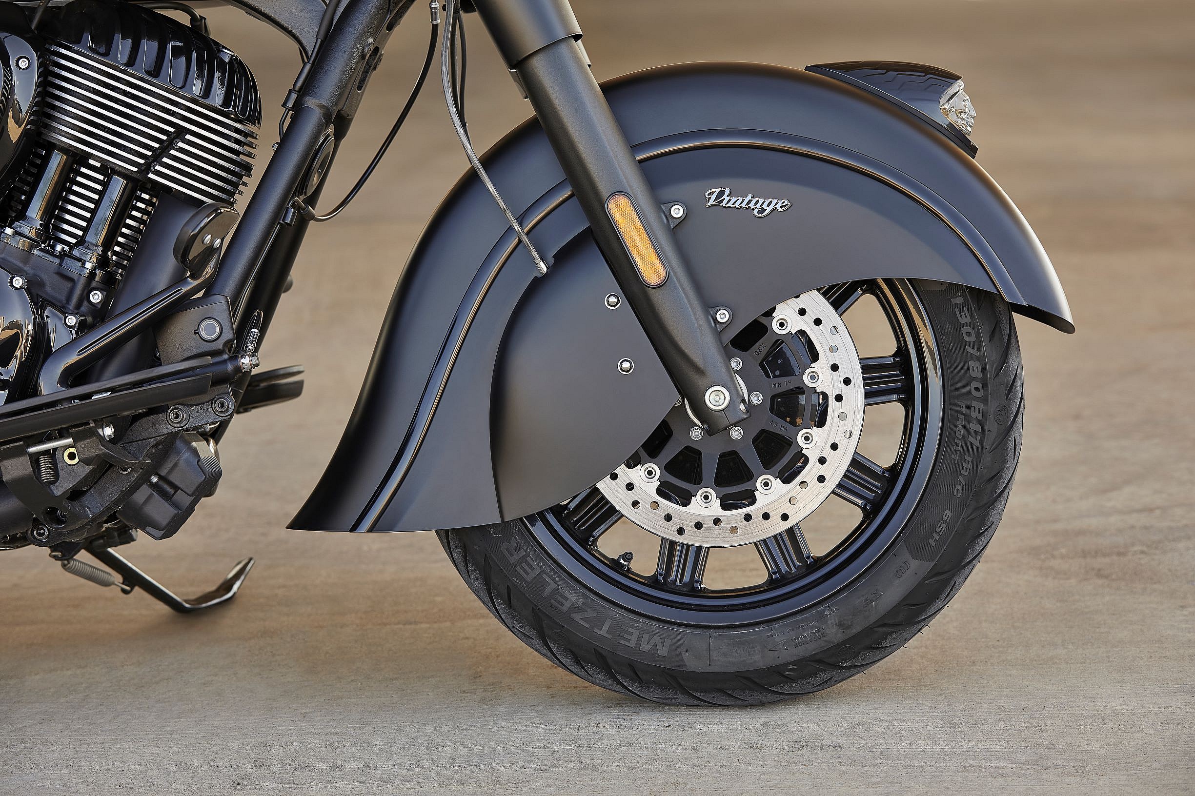 2021 Indian Vintage Dark Horse (4)