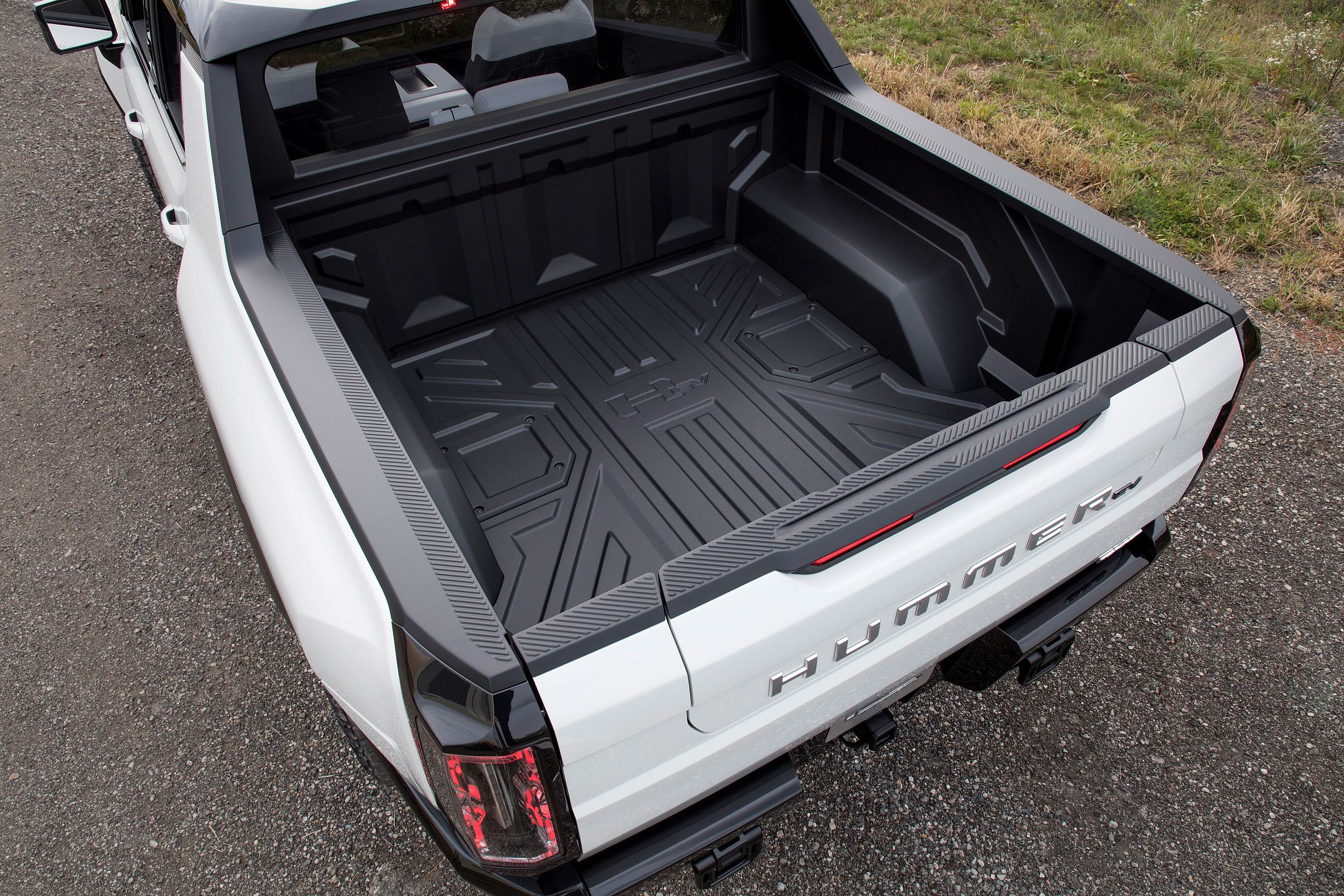2022 GMC Hummer EV (6)