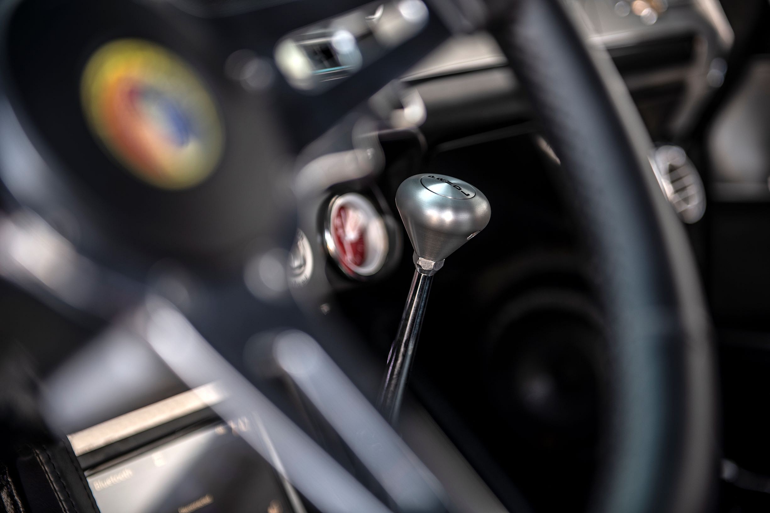 Classic Recreations Ford Mustang Shelby GT500 Carbon Edition (4)