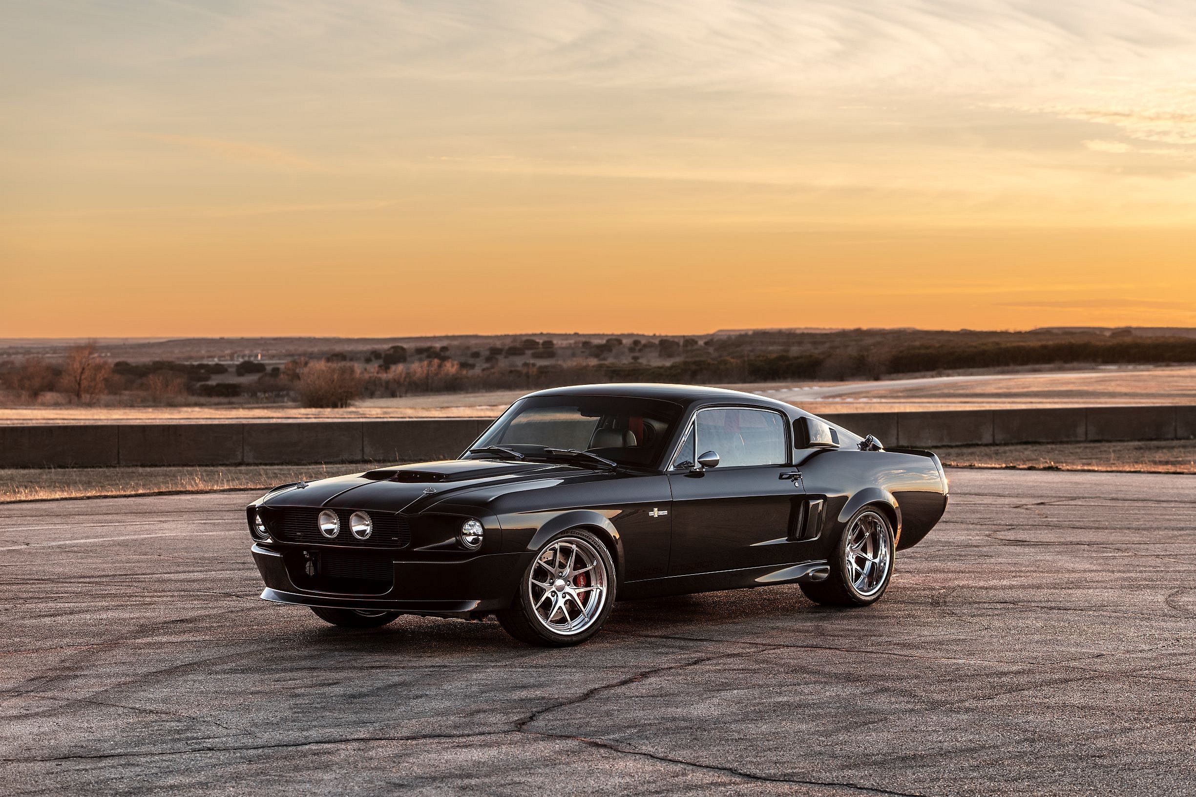 Classic Recreations Ford Mustang Shelby GT500 Carbon Edition (7)