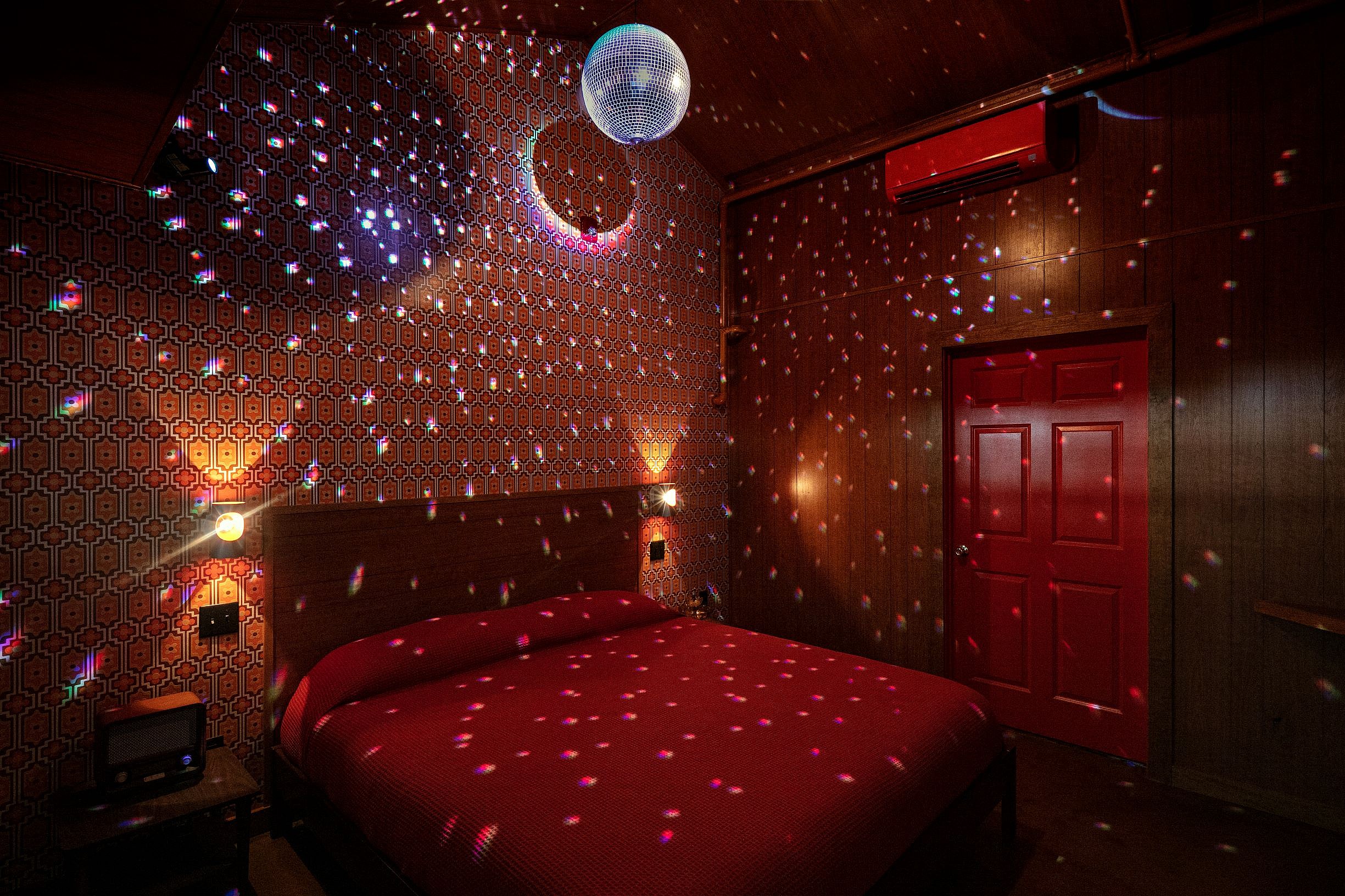 Dive Motel (7)