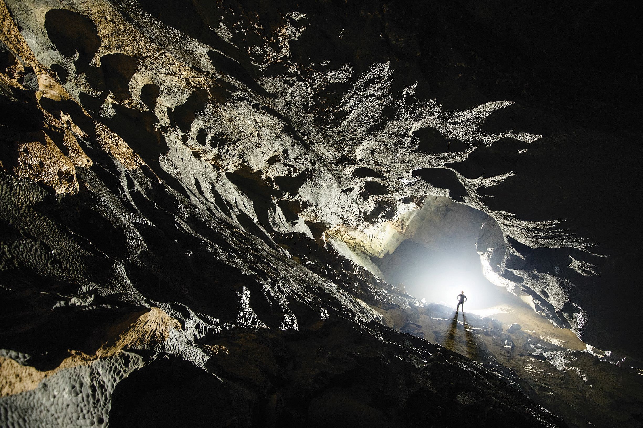 Hang Son Doong (2)