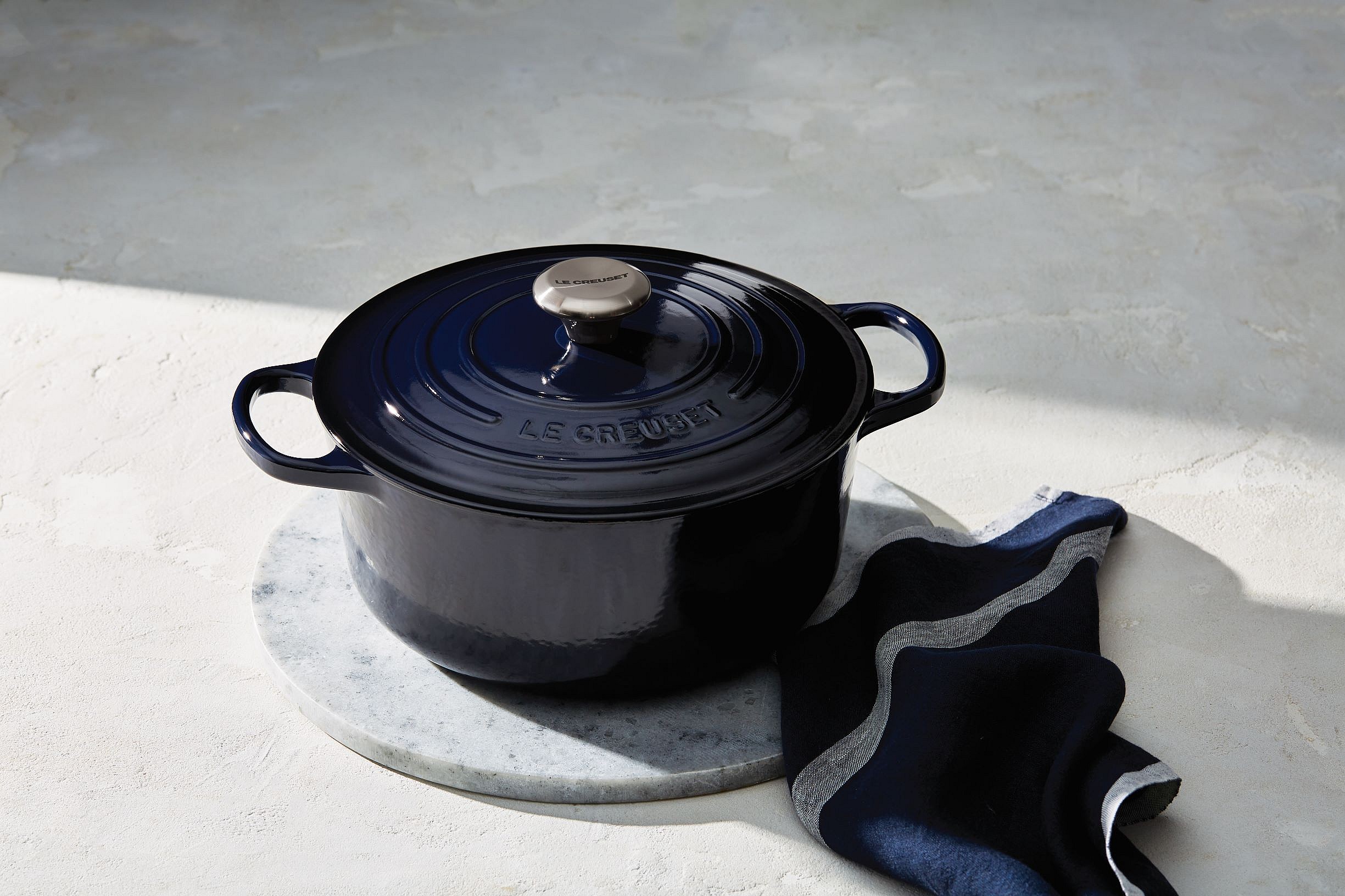 Le Creuset ‘Cosmos’ Round Dutch Oven 5-qt.