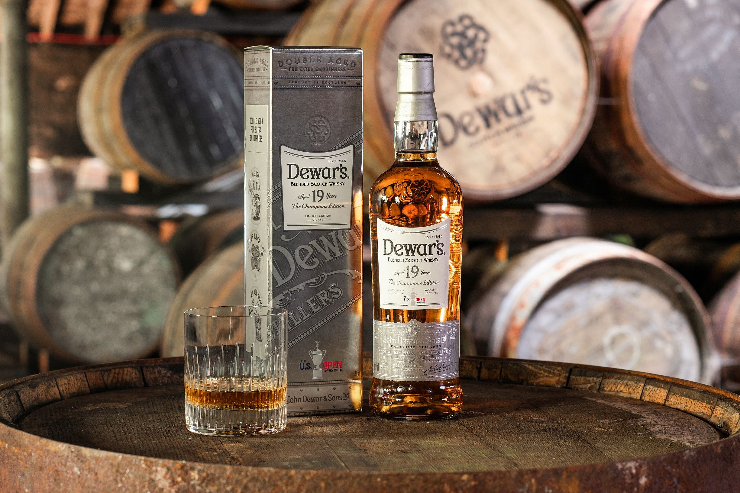 Dewar's The Champions Edition  (4)