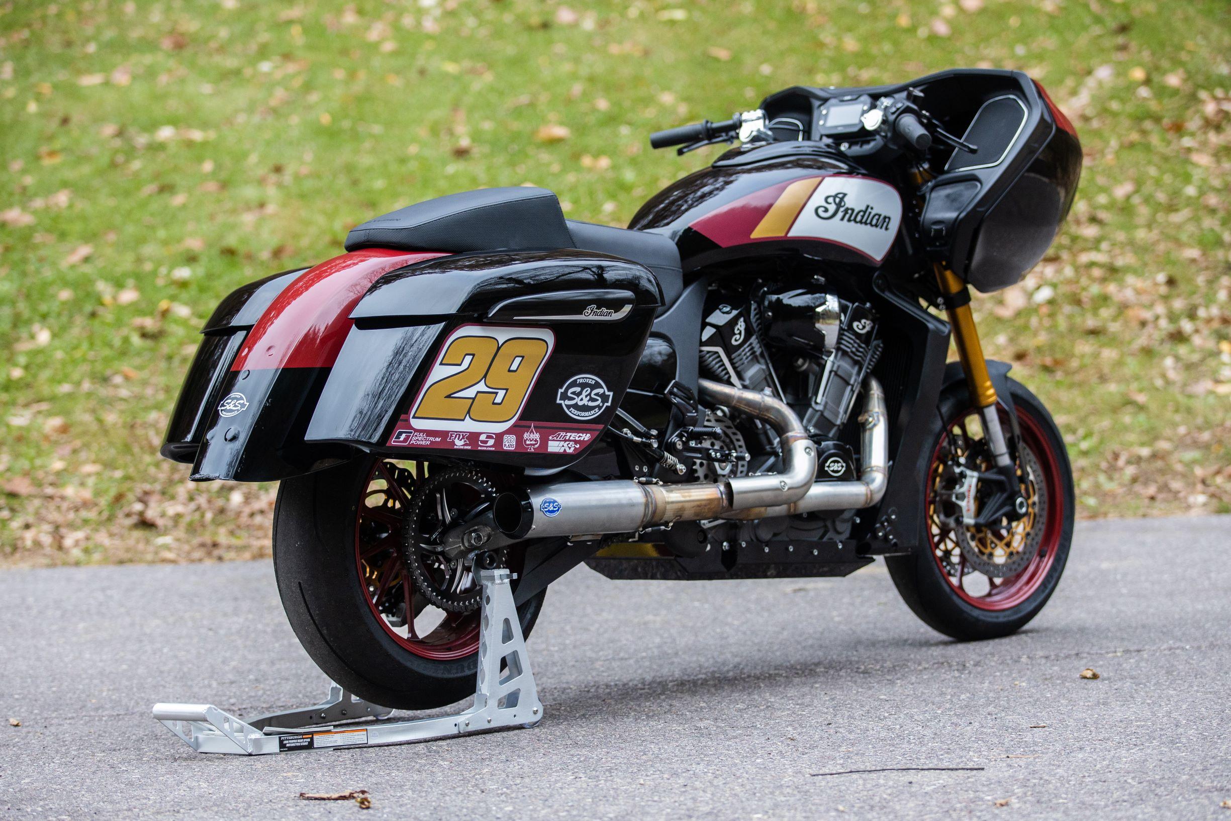 Indian Motorcycle x S&S Challenger (3)