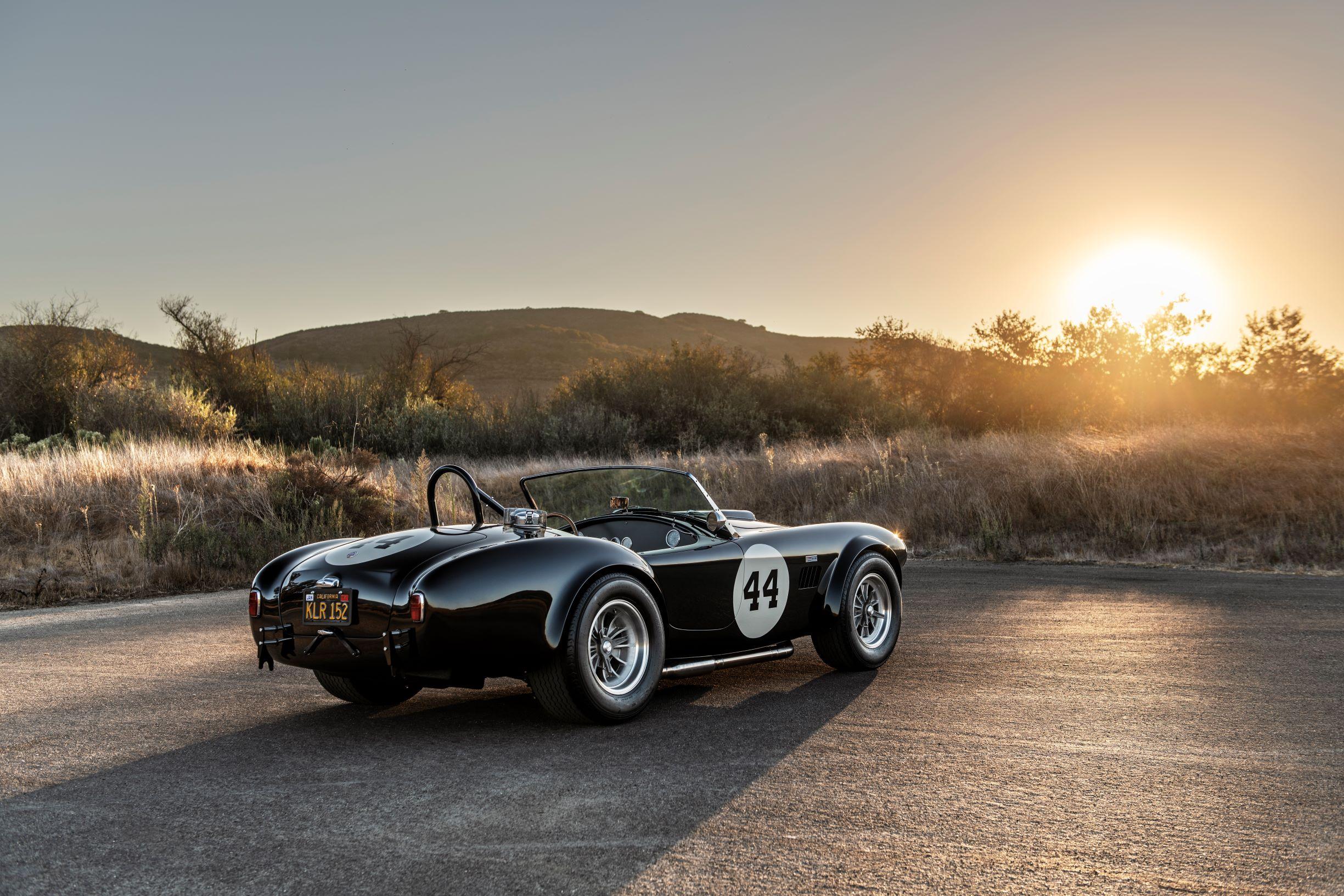 351-Powered ERA Cobra 289FIA 5-Speed ERA (2)