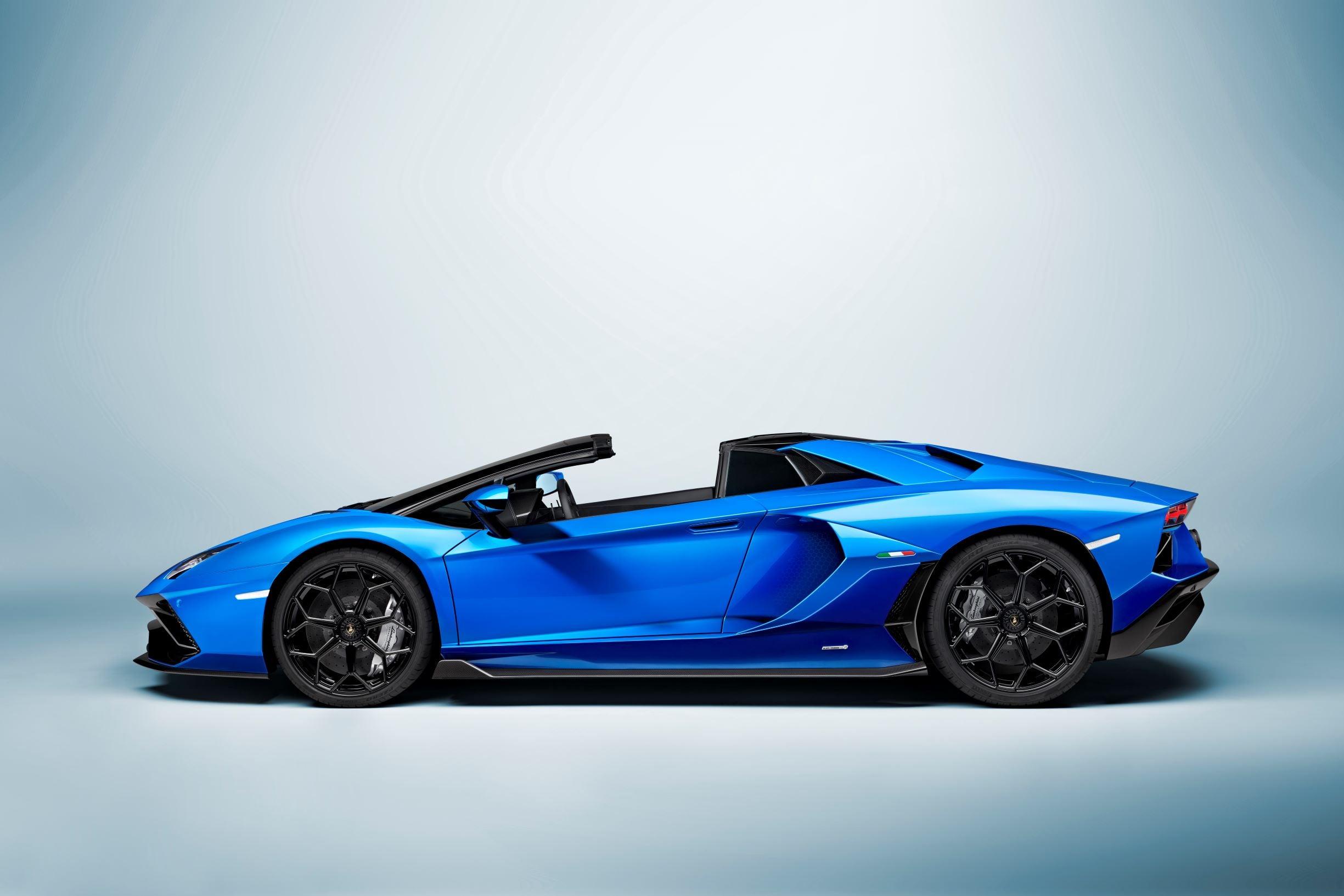 Lamborghini Aventador Ultimae Roadster (2)