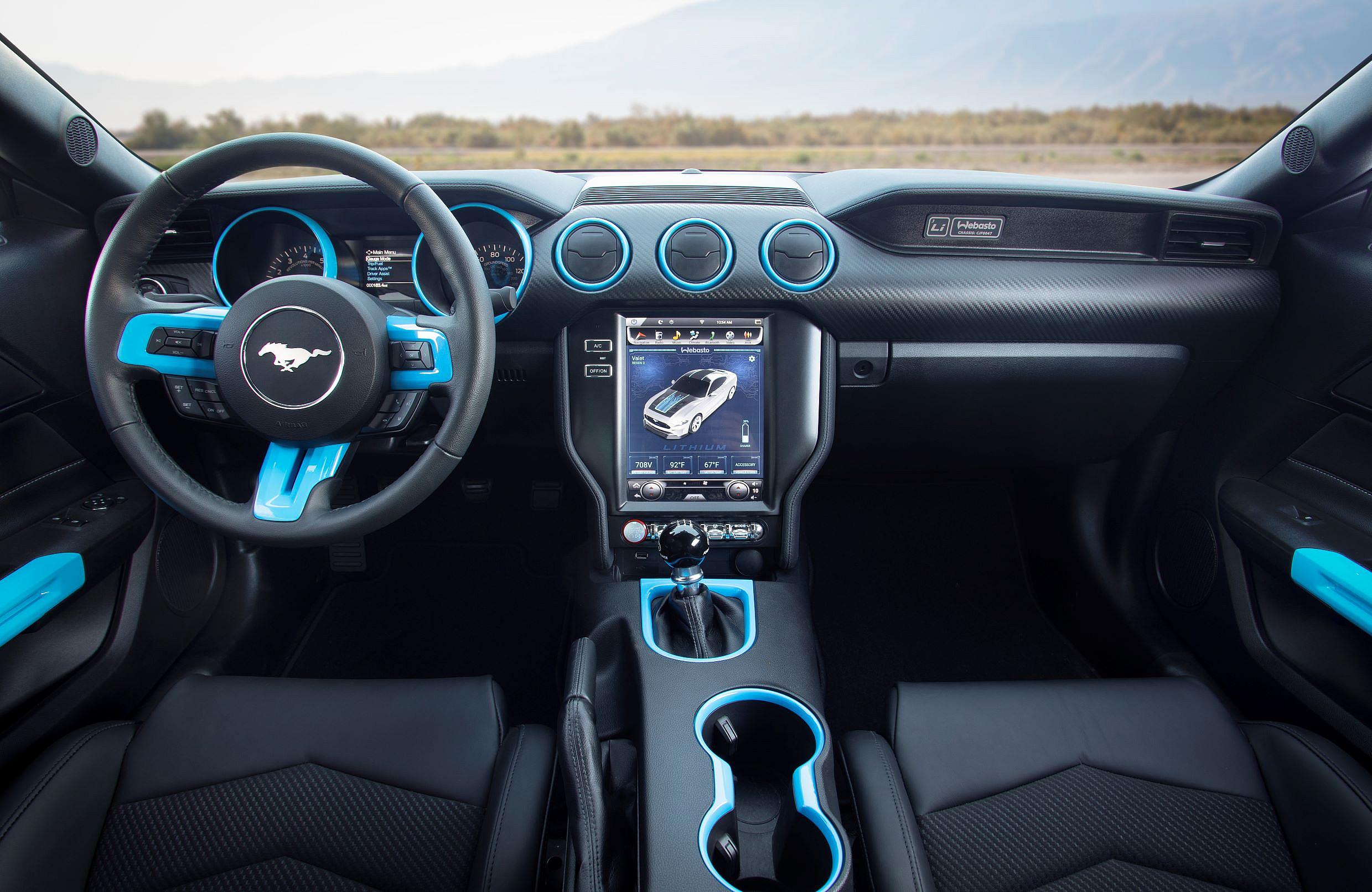 Ford Mustang Lithium (5)
