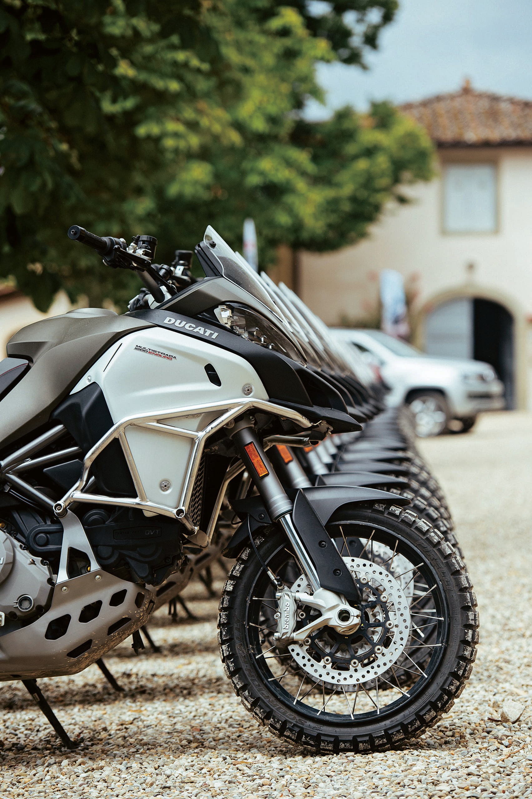 1016-Mx-DT_Ducati.06.jpeg