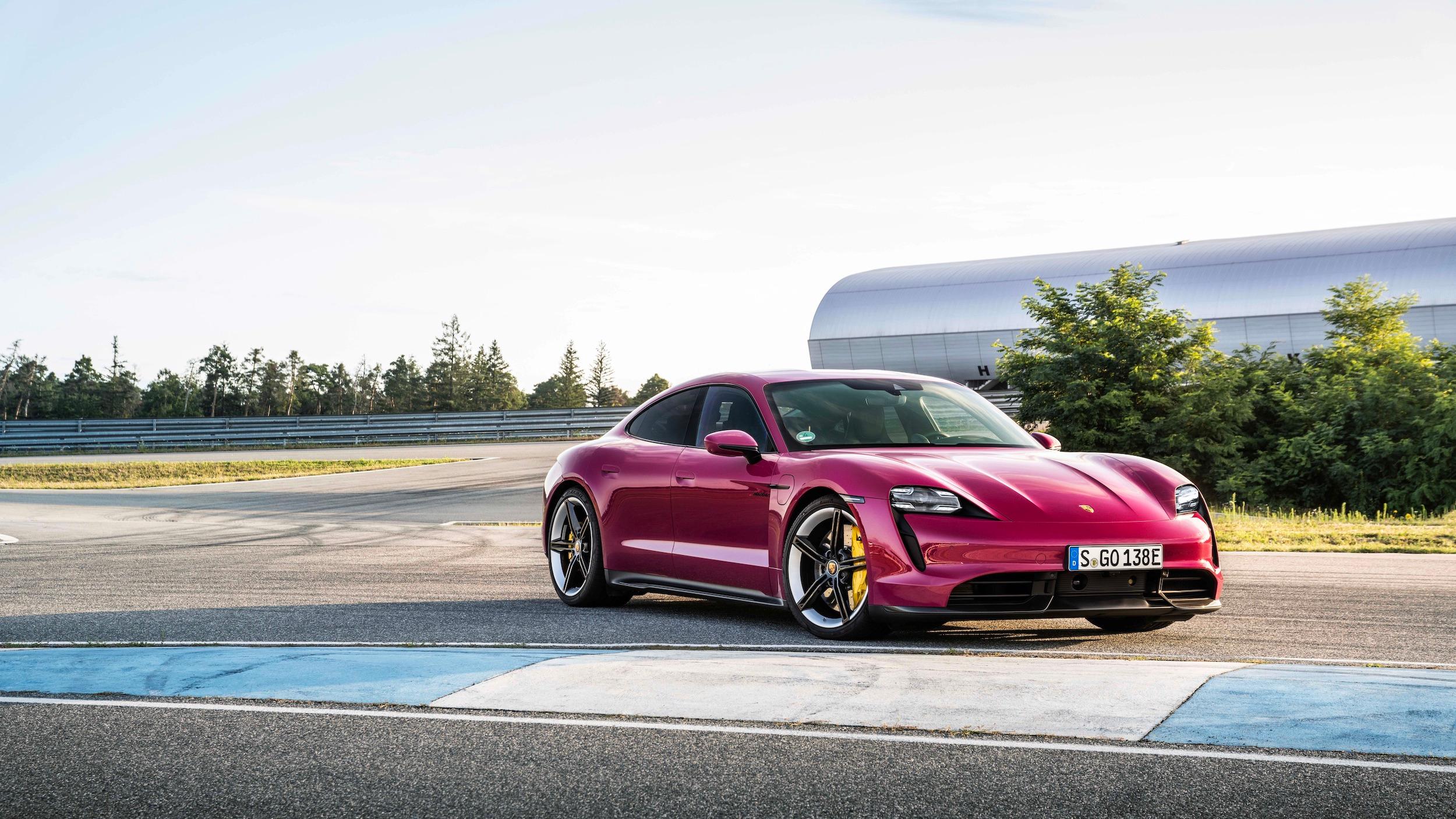 2022 Porsche Taycan (3)