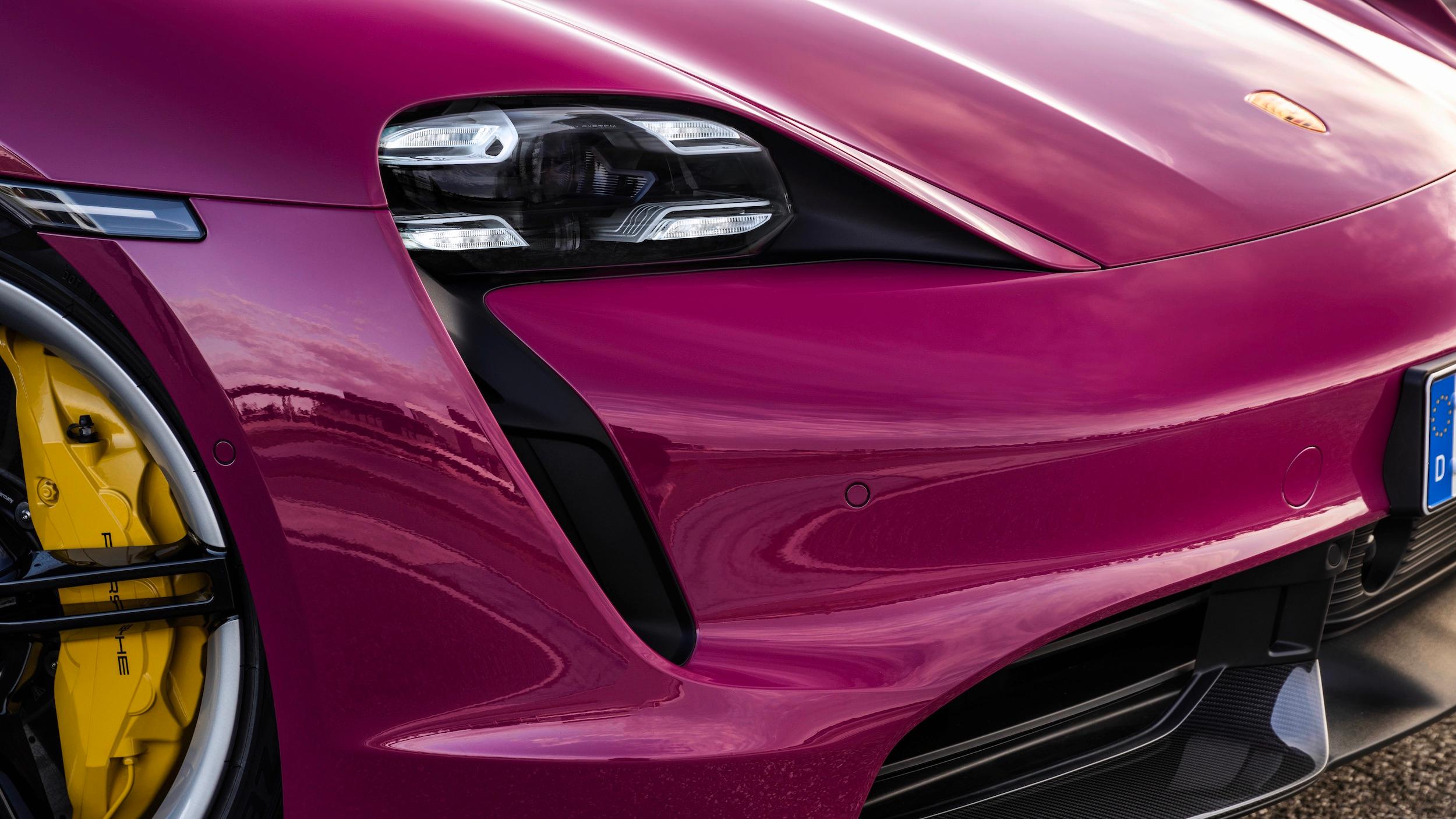 2022 Porsche Taycan (4)