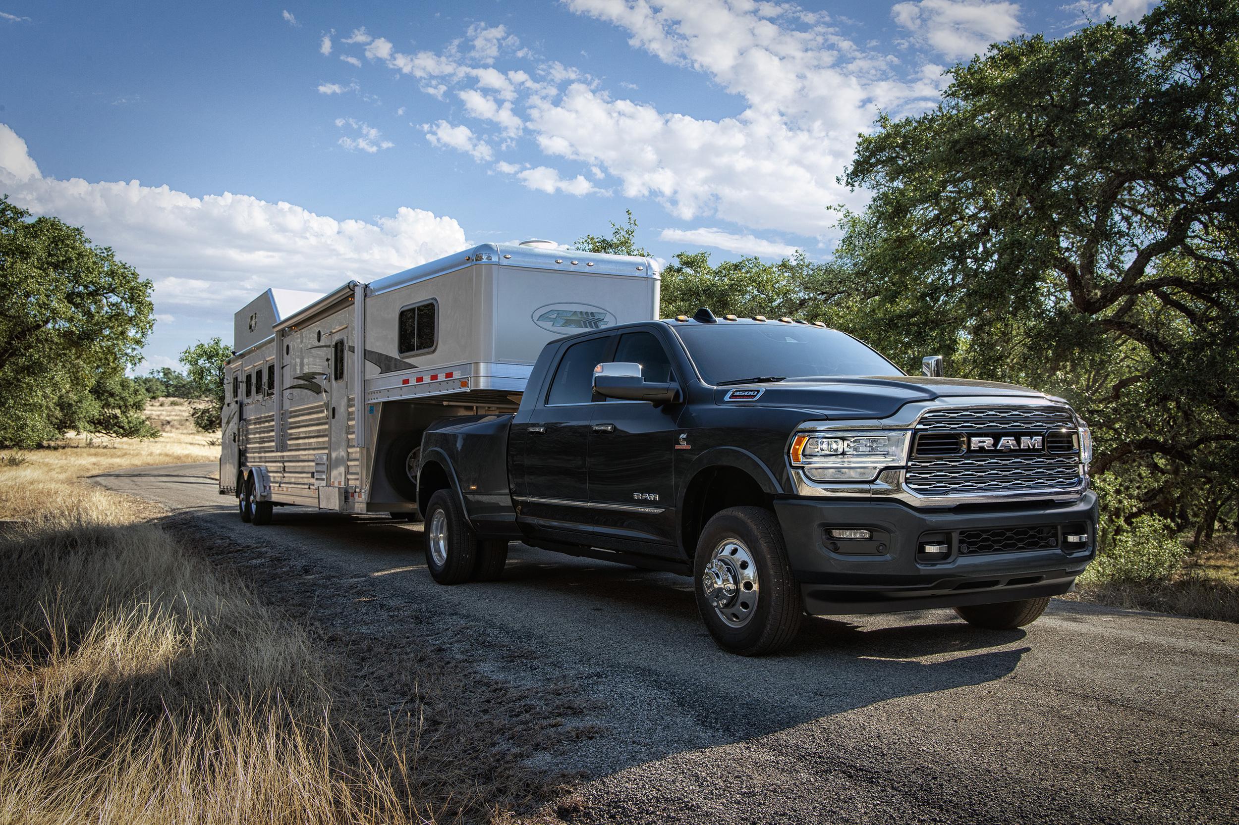 2019 Ram HD (1)