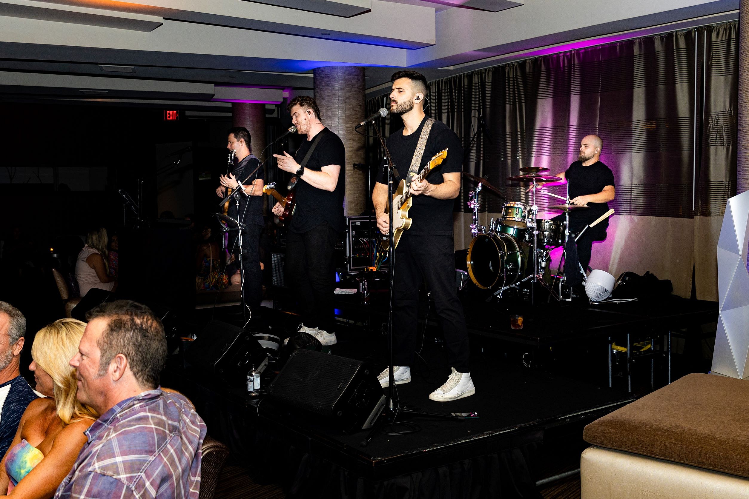 Live Band 1 (Lyle Bryant)