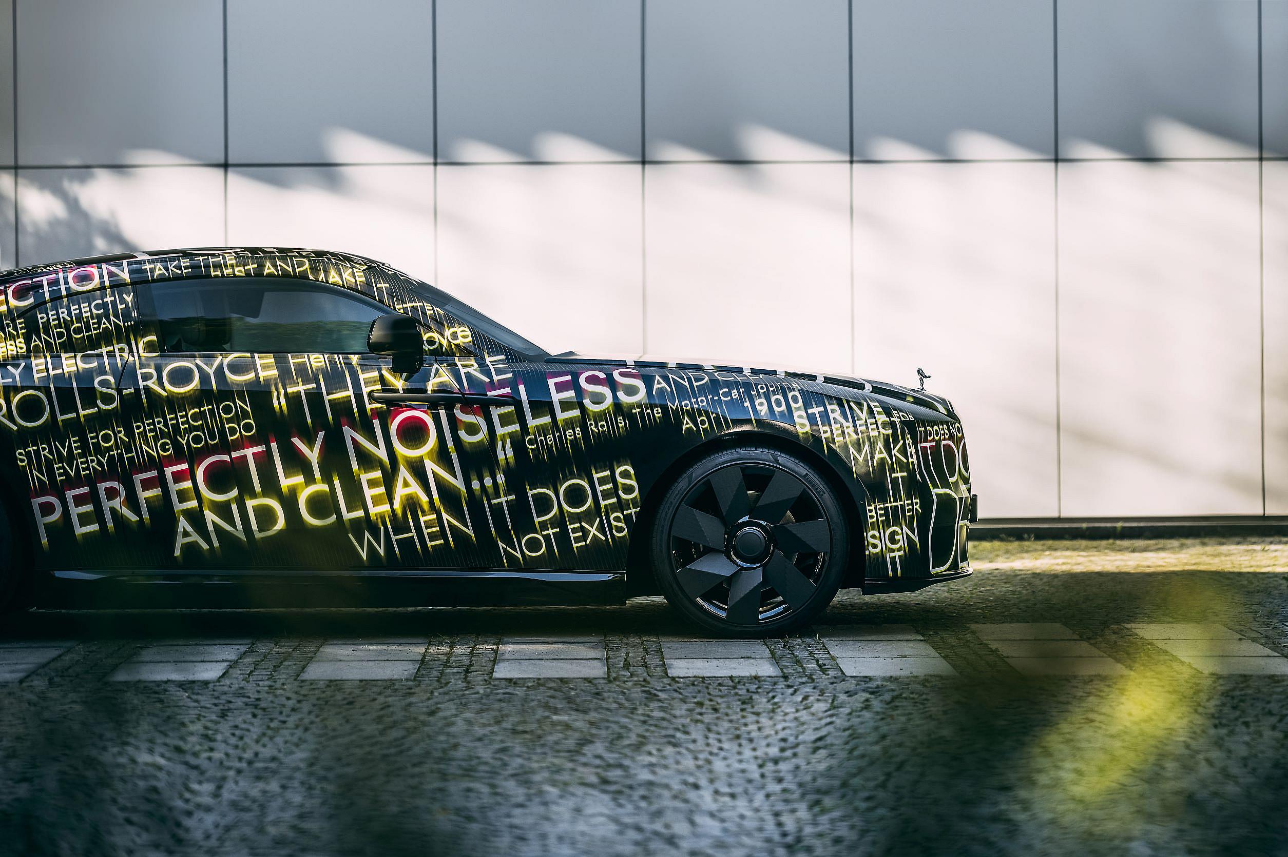 Rolls-Royce Spectre (3)