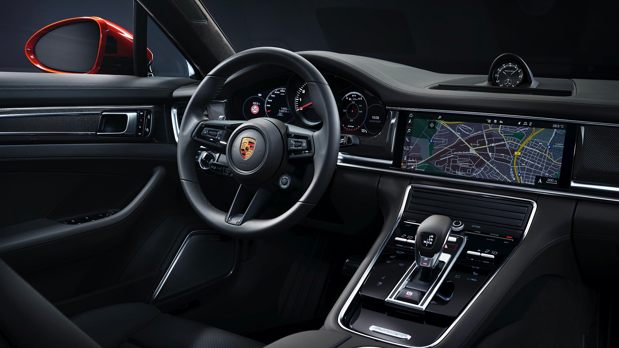 2021 Porsche Panamera Turbo S  (1)
