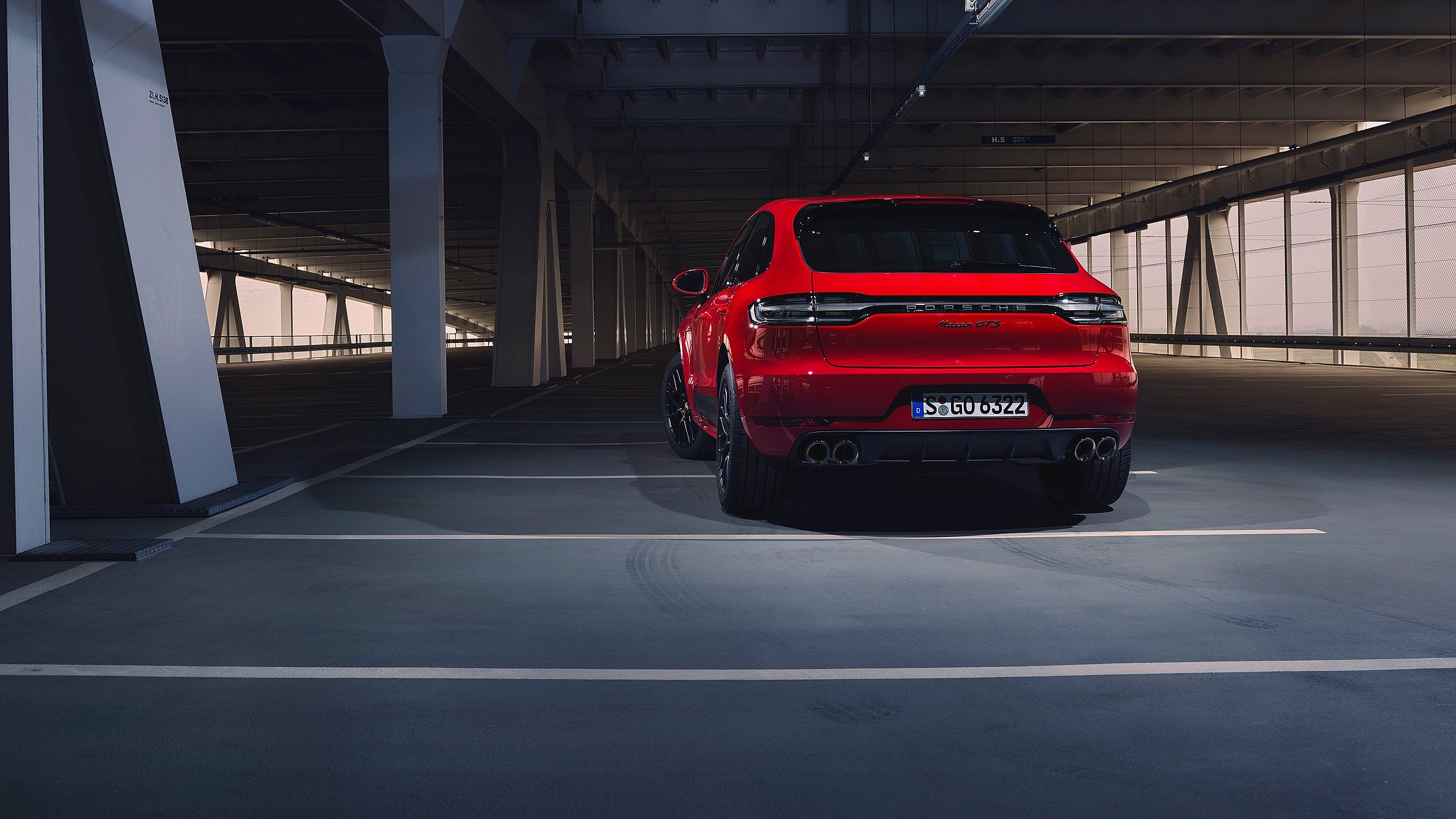 2020 Porsche Macan GTS (1)