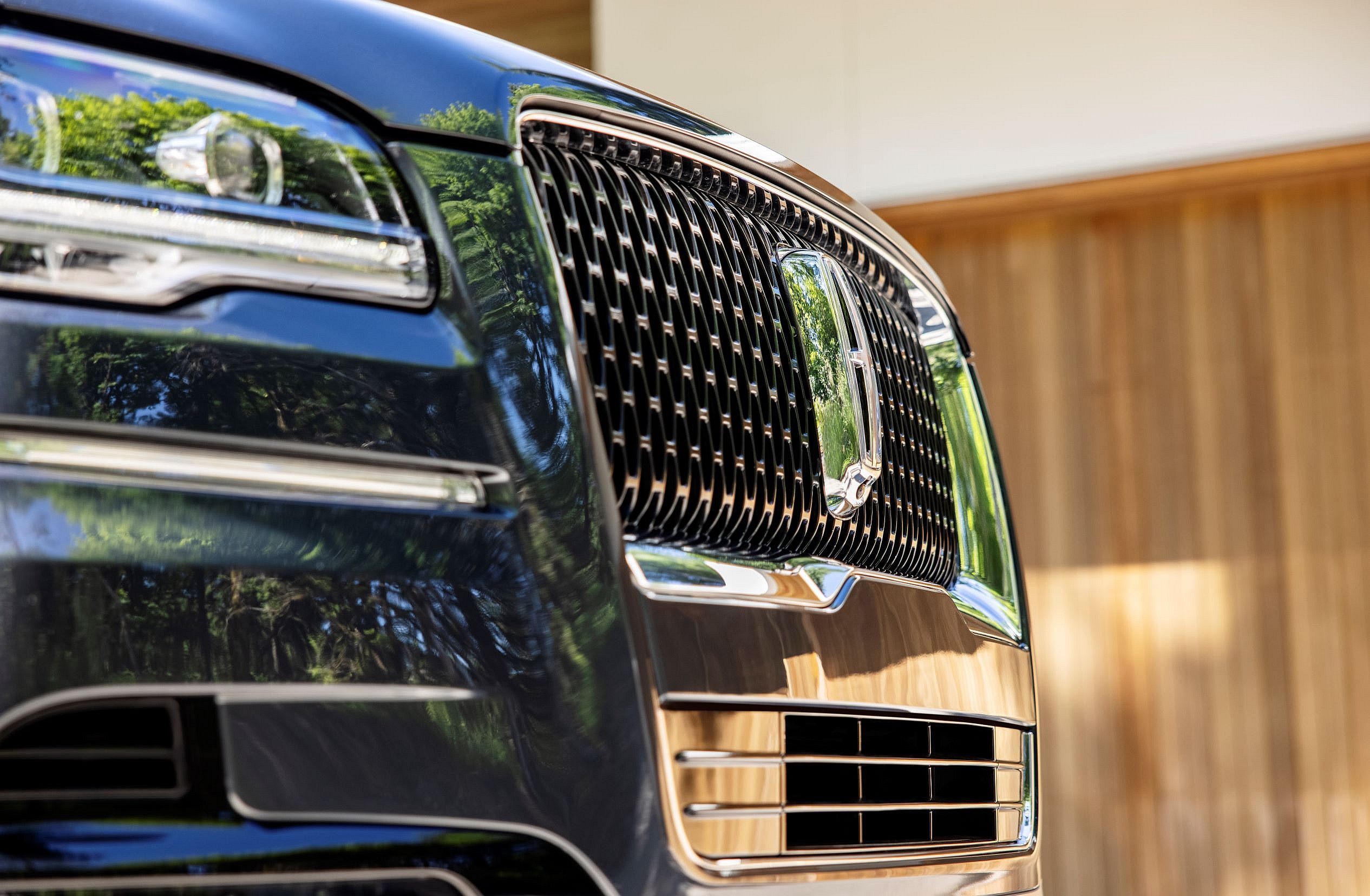 2022 Lincoln Navigator_Flight Blue Reserve_04