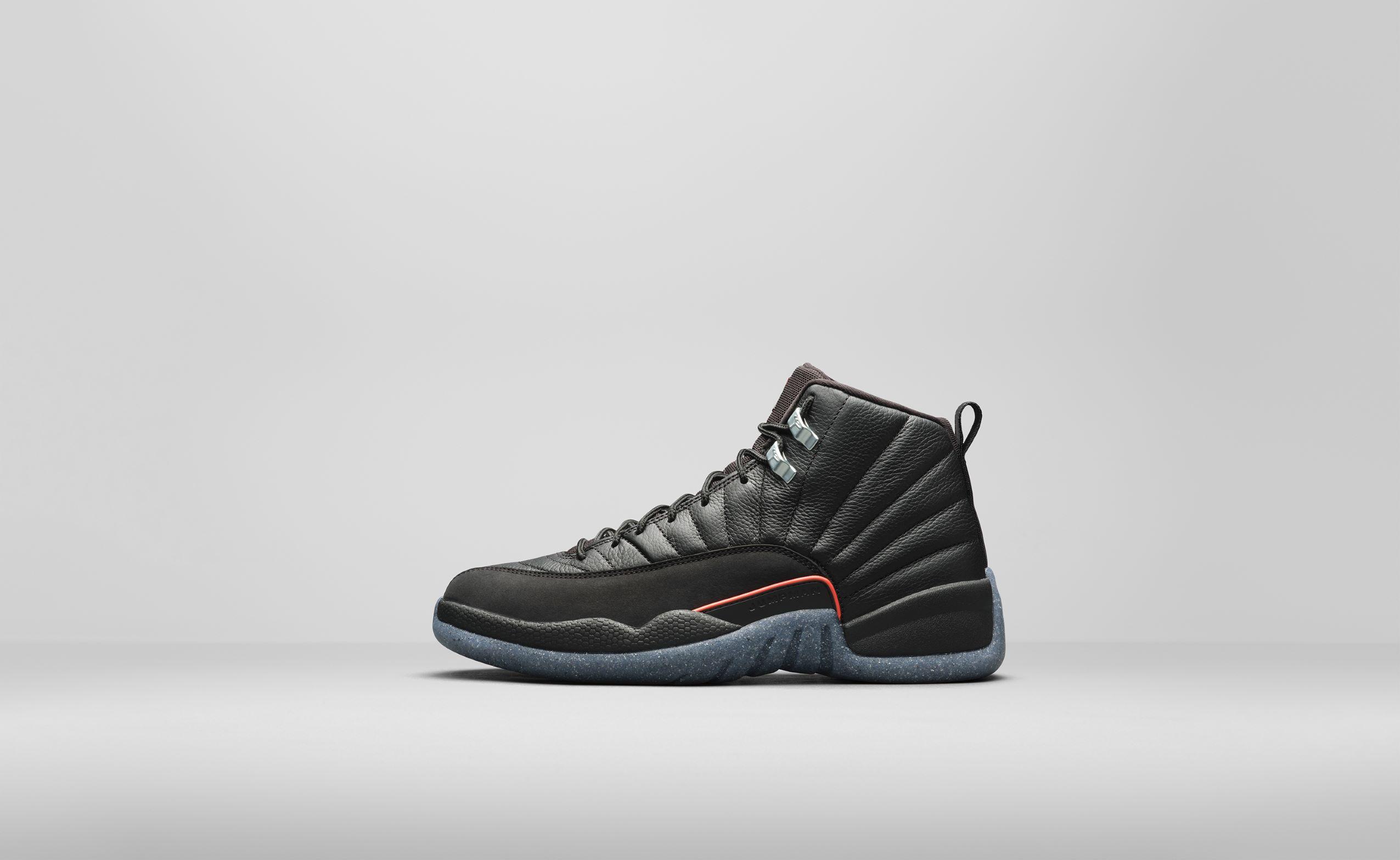 Air Jordan XII
