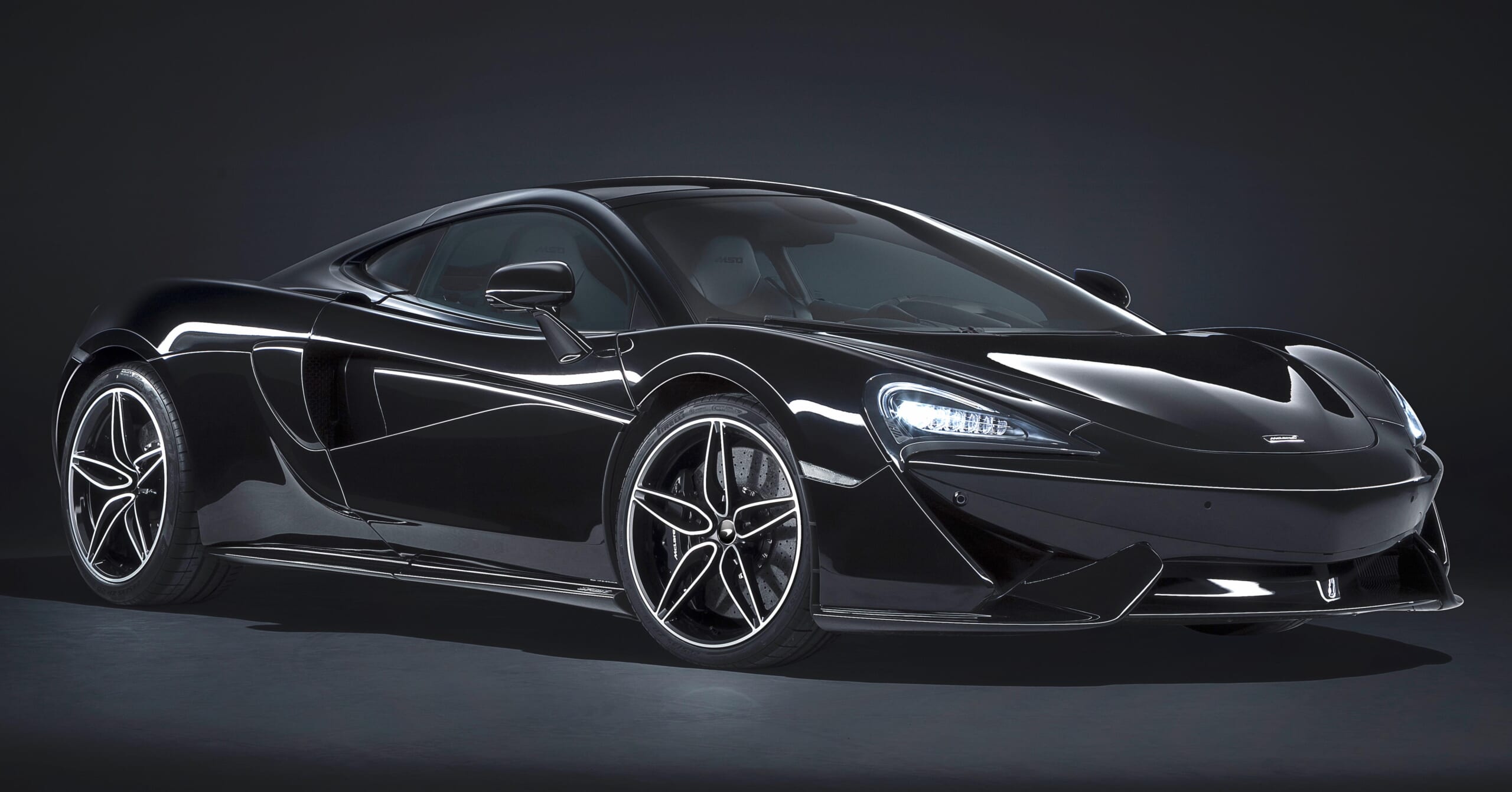 facebook-Linked_Image___9054MSO-570GT-Black-Collection-01