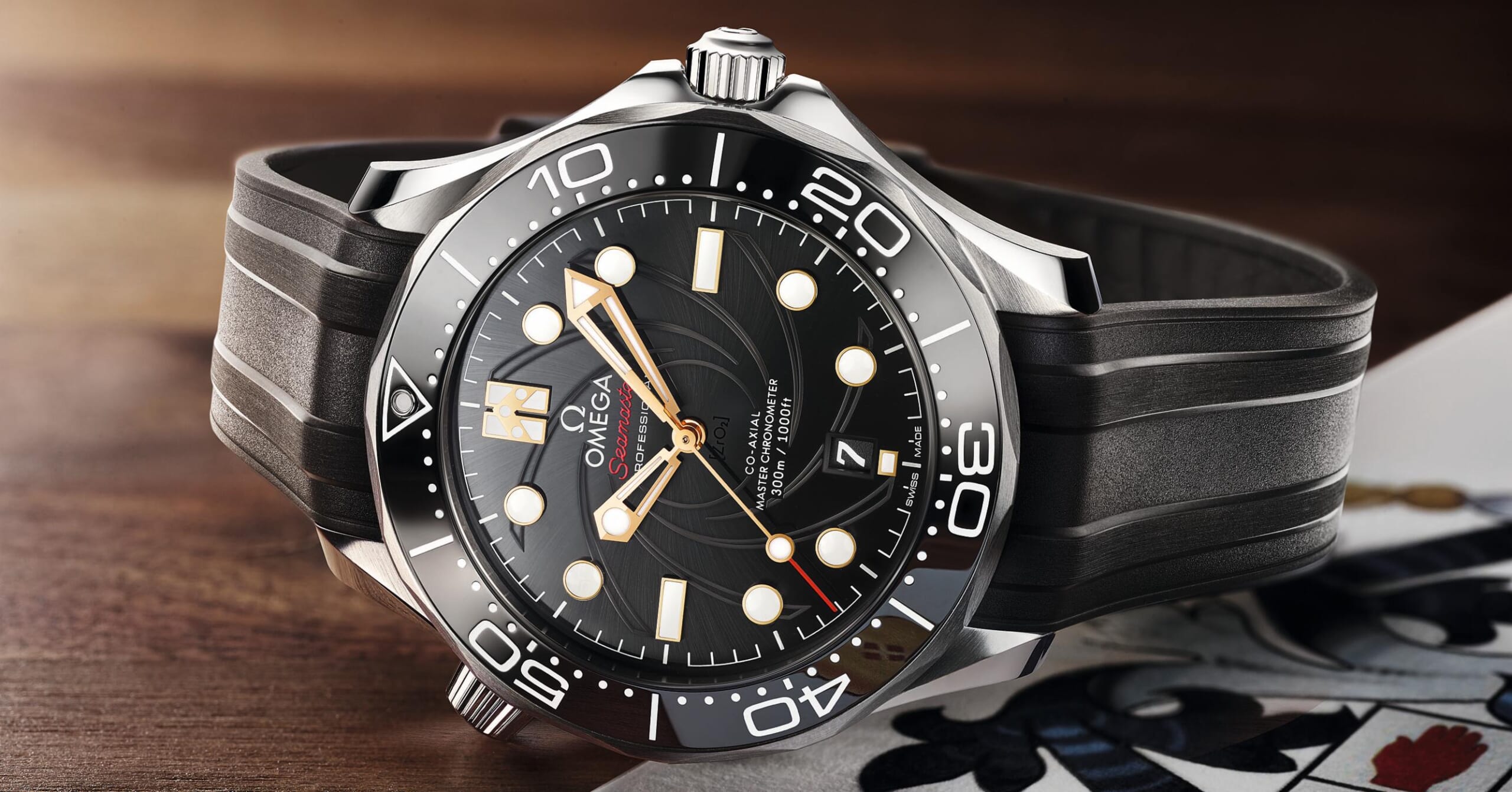 facebook-Linked_Image___OMEGA_210.22.42.20.01.004_amb_01