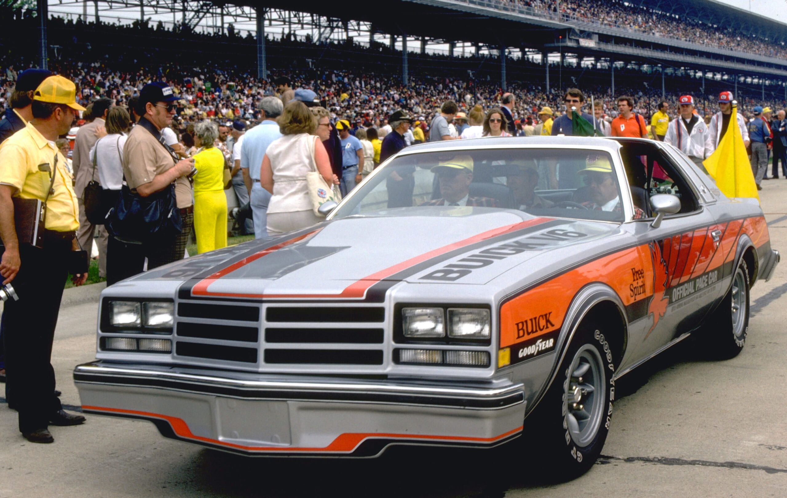 1976-Buick-Century-PaceCar.jpg