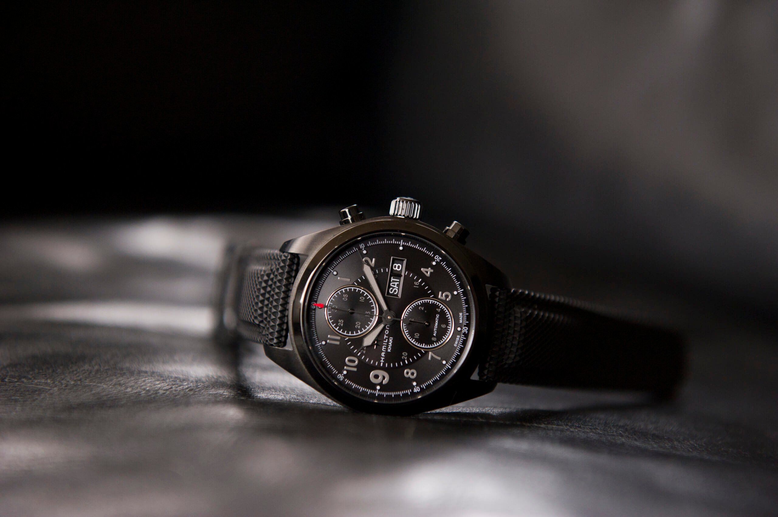 H71626735 Khaki Field Auto Chrono Lifestyle 1