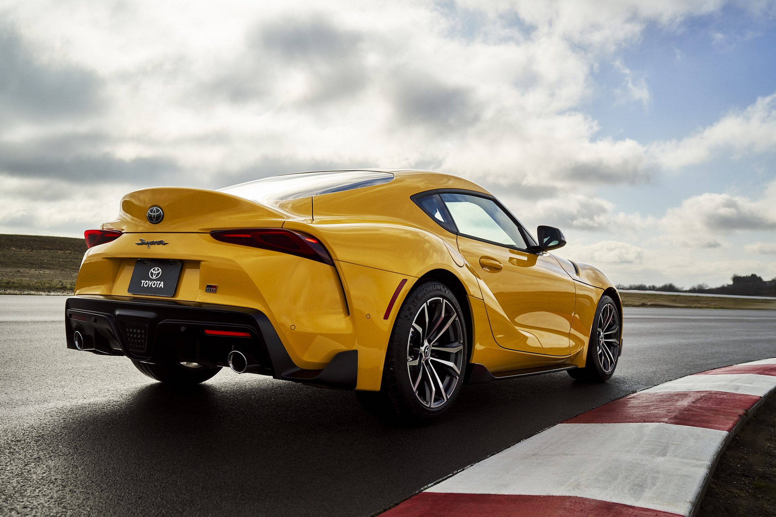 2021 Toyota Supra 2.0 (7)