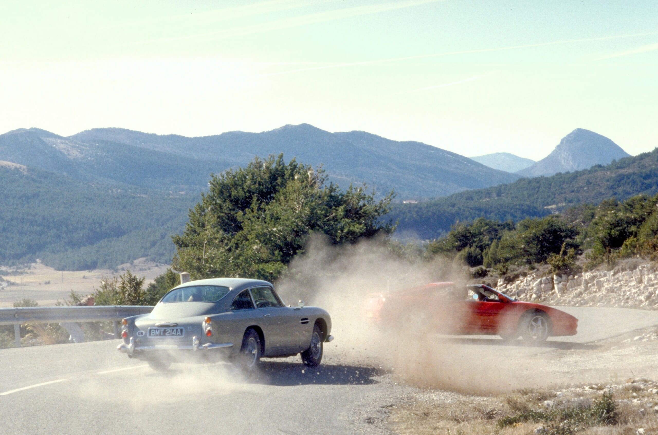 Goldfinger DB5 Contunation_ (7)