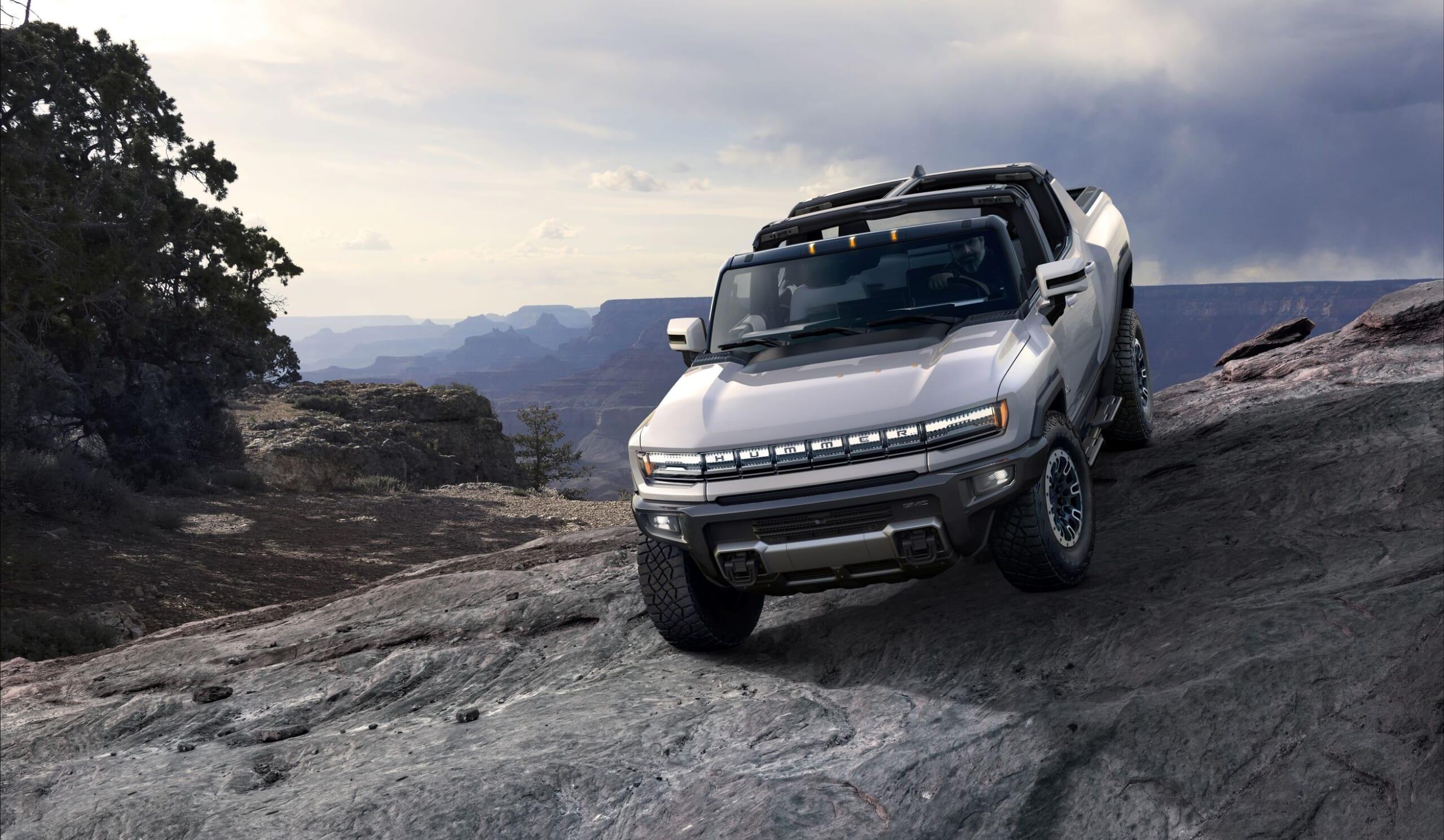 2022 GMC Hummer EV (2)