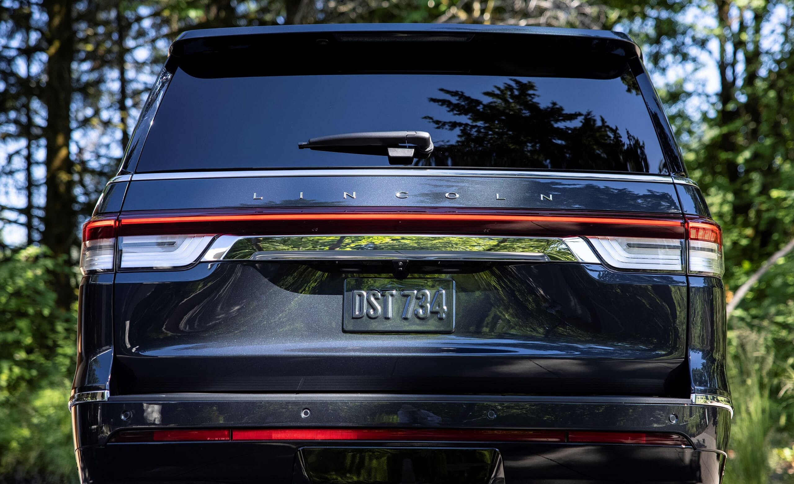 2022 Lincoln Navigator_Flight Blue Reserve_05