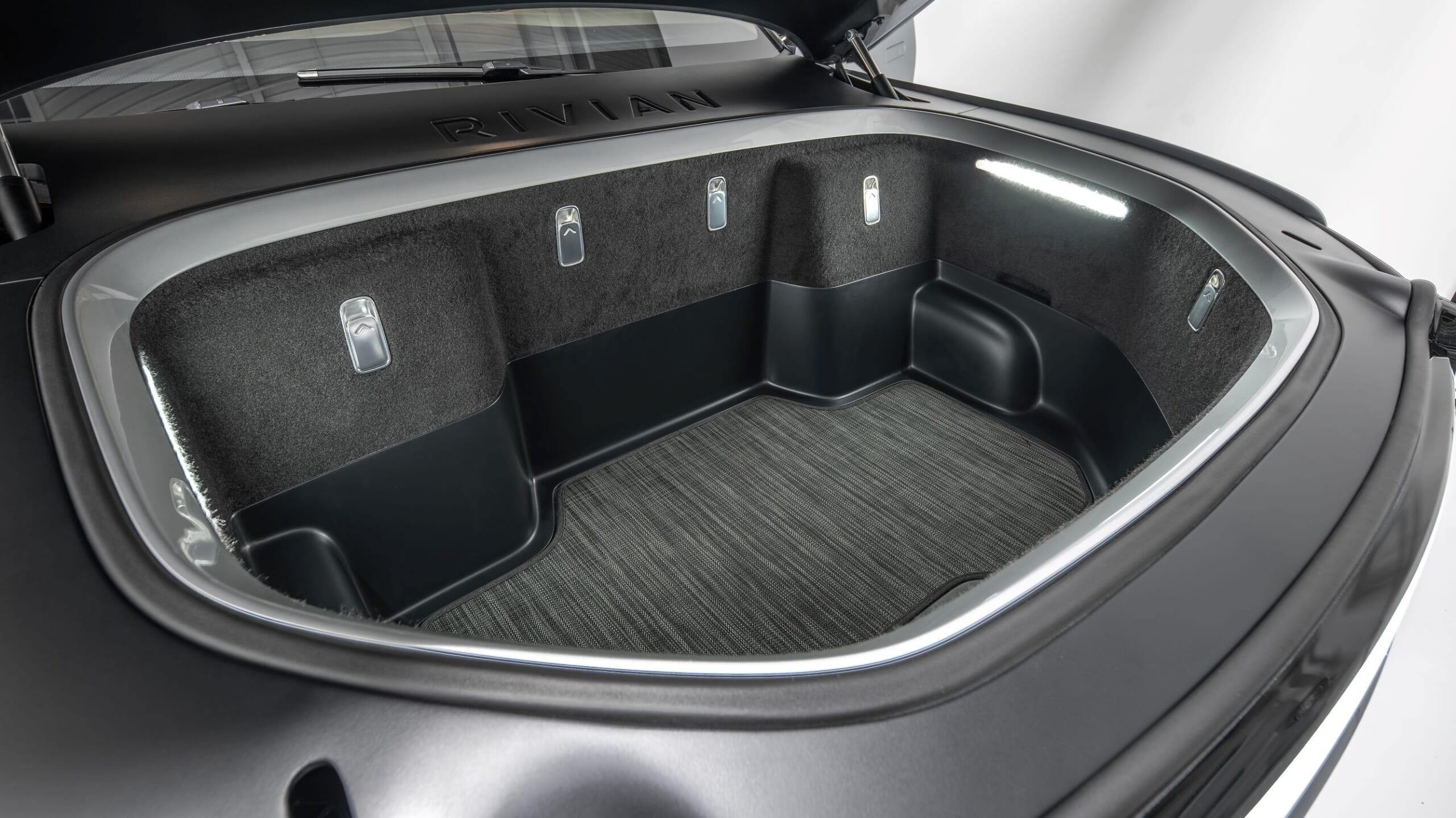 Rivian R1T (5)