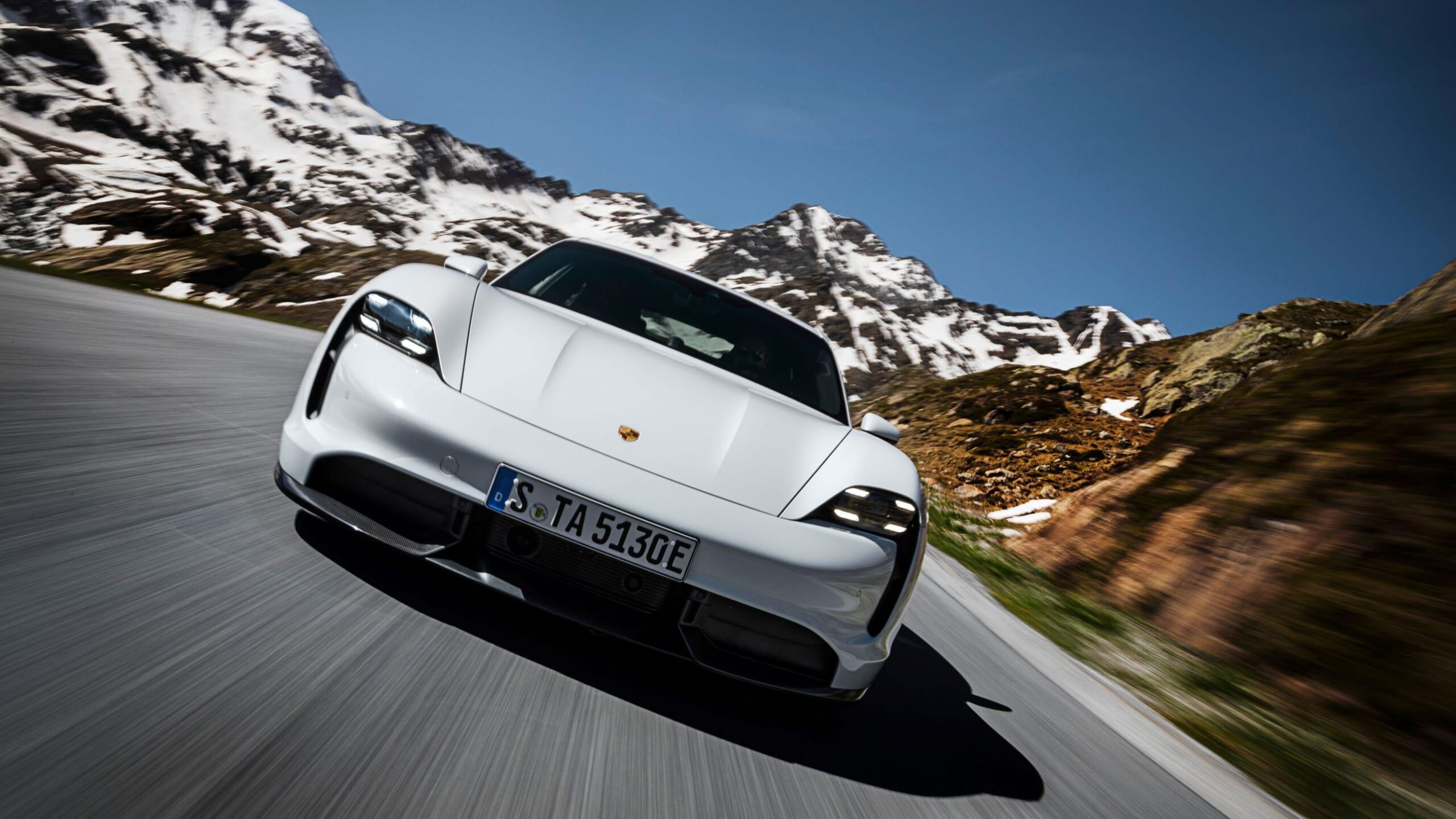 2020 Porsche Taycan (8)
