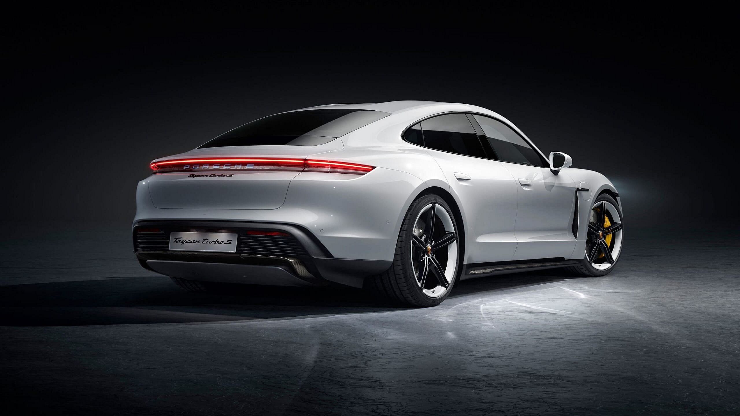 2020 Porsche Taycan (6)