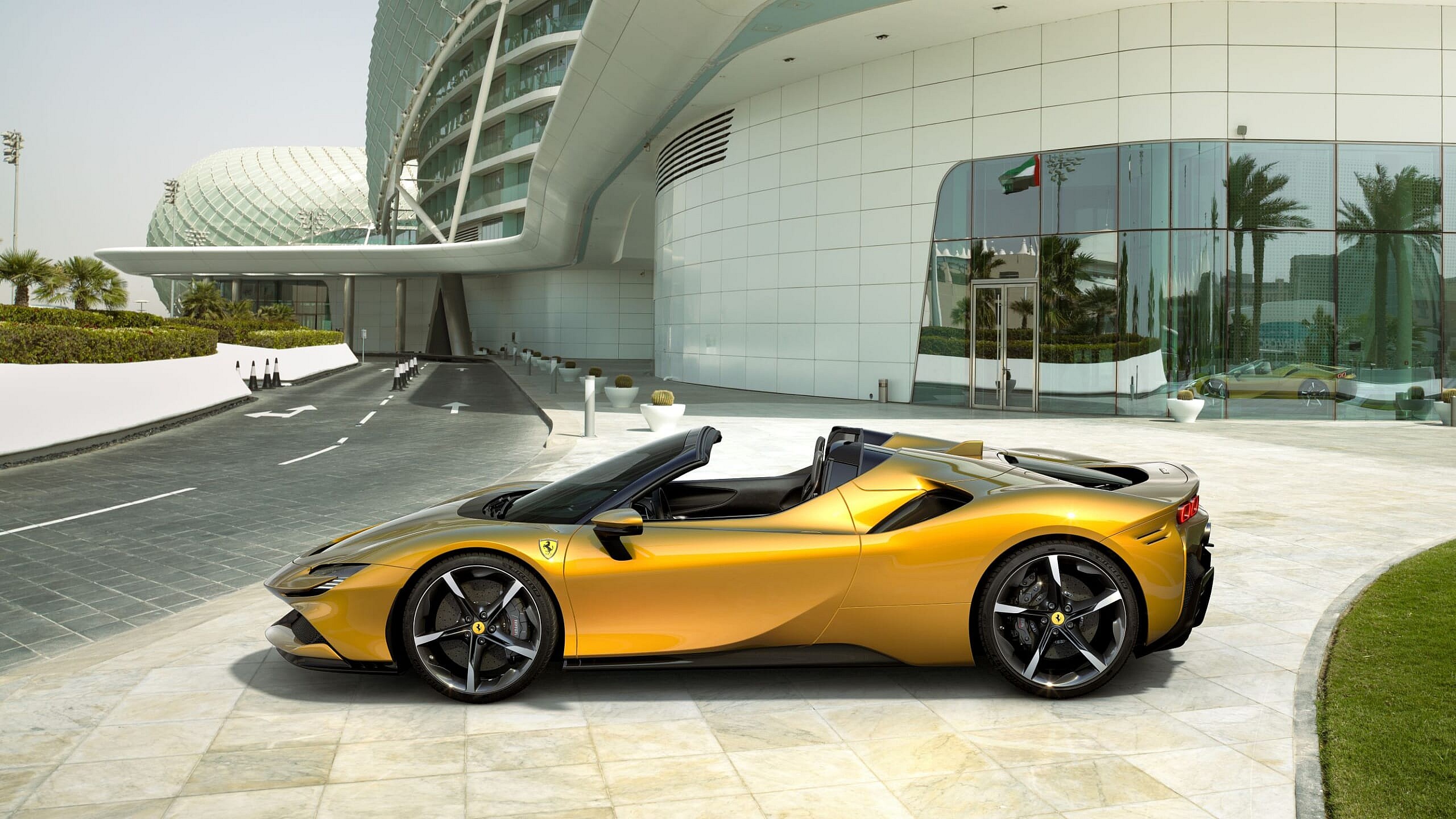 Ferrari SF90 Spider (3)
