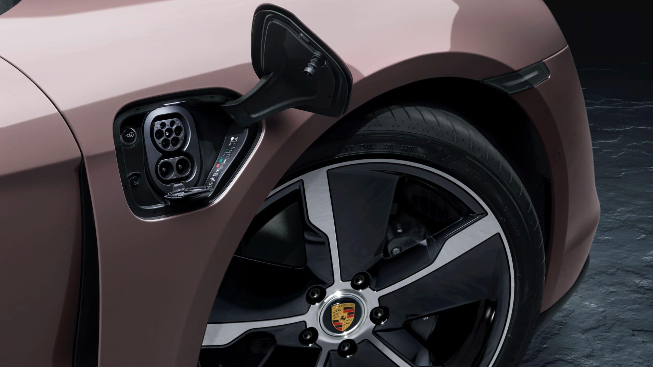 2021 Porsche Taycan RWD (2)