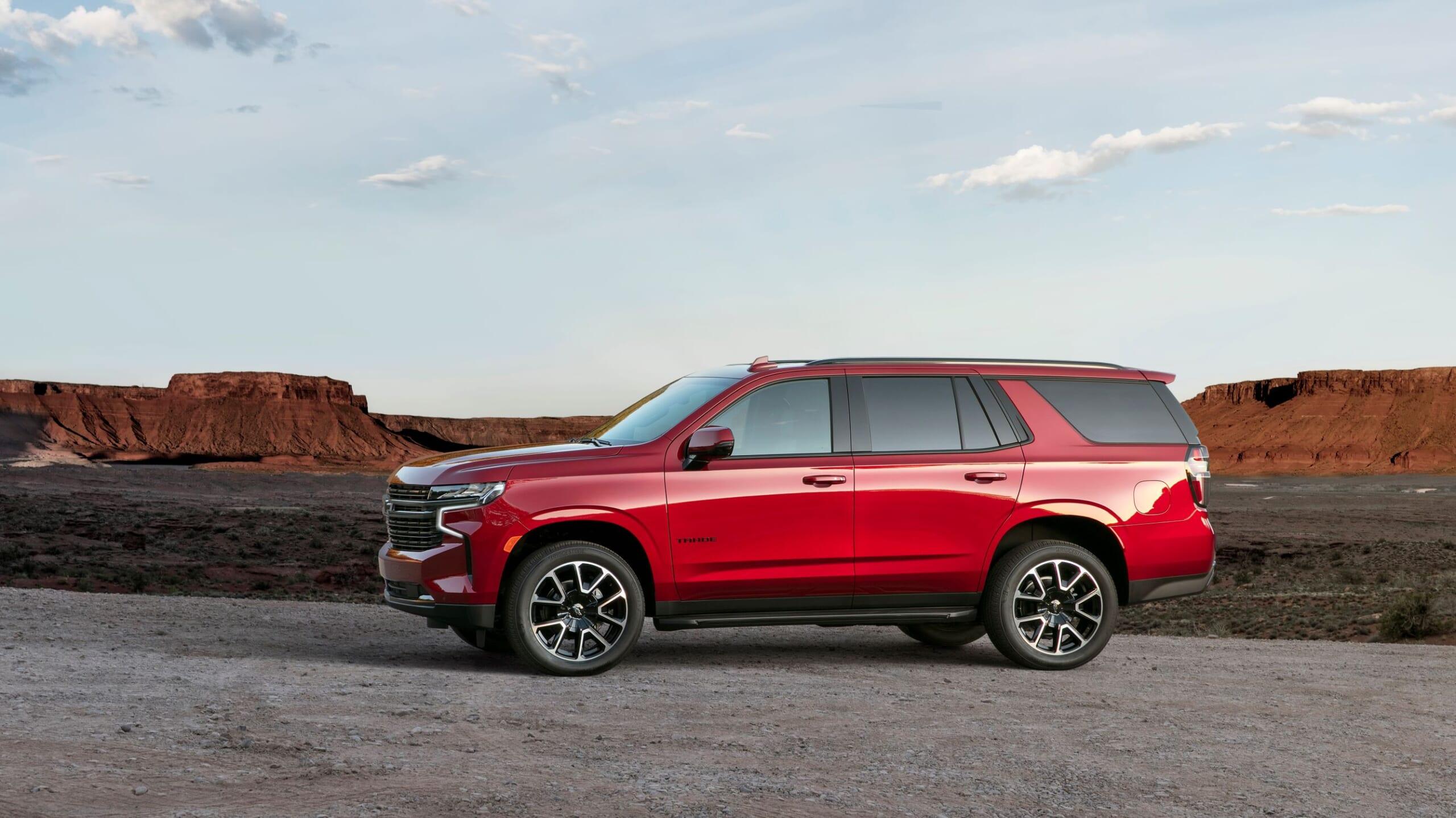 2021-Chevrolet-Tahoe-RST-001