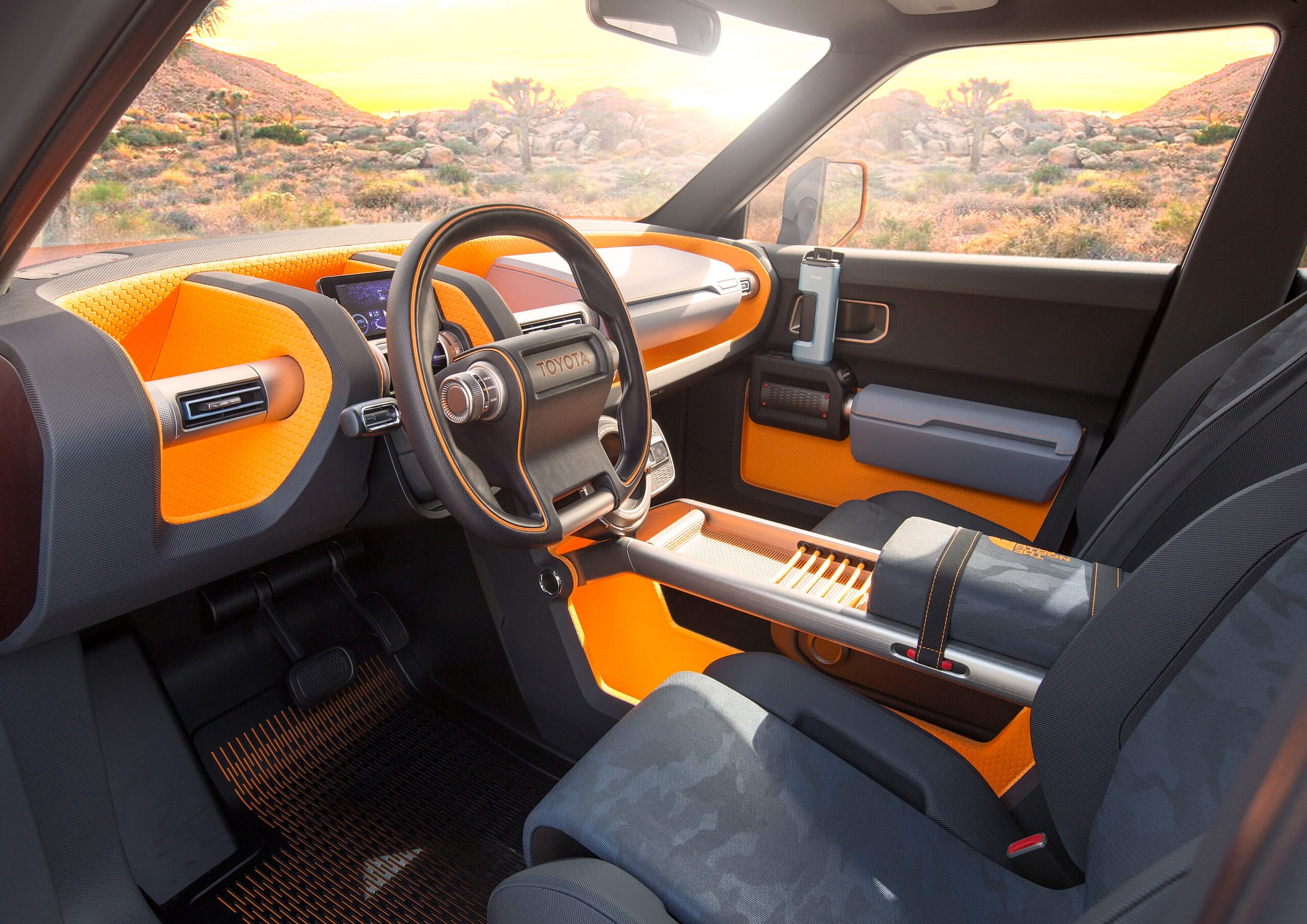 Toyota_FT4x_Concept_10_FAF45D929048E949C3A8DC9544546C483D15146C