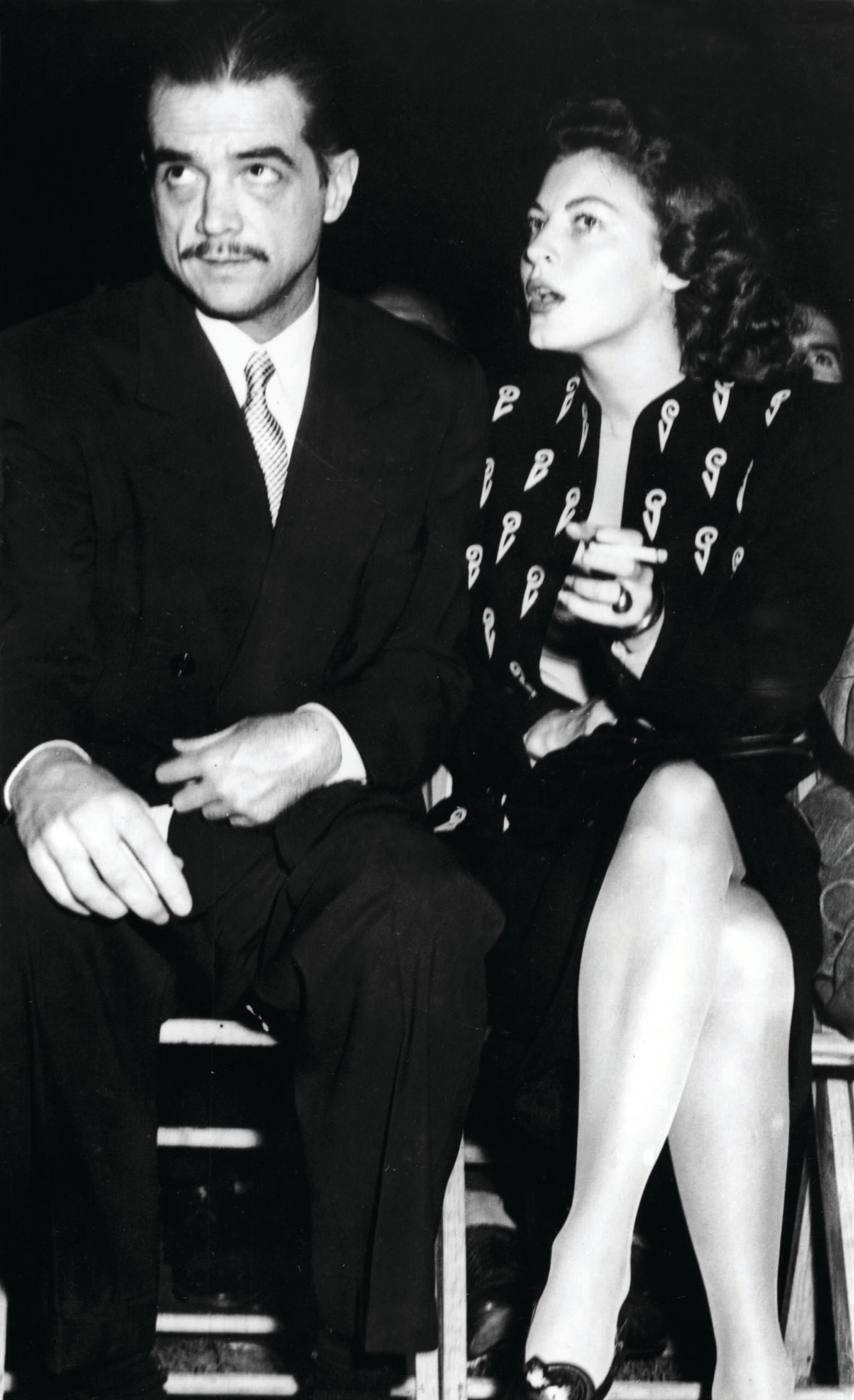 Howard Hughes (1)