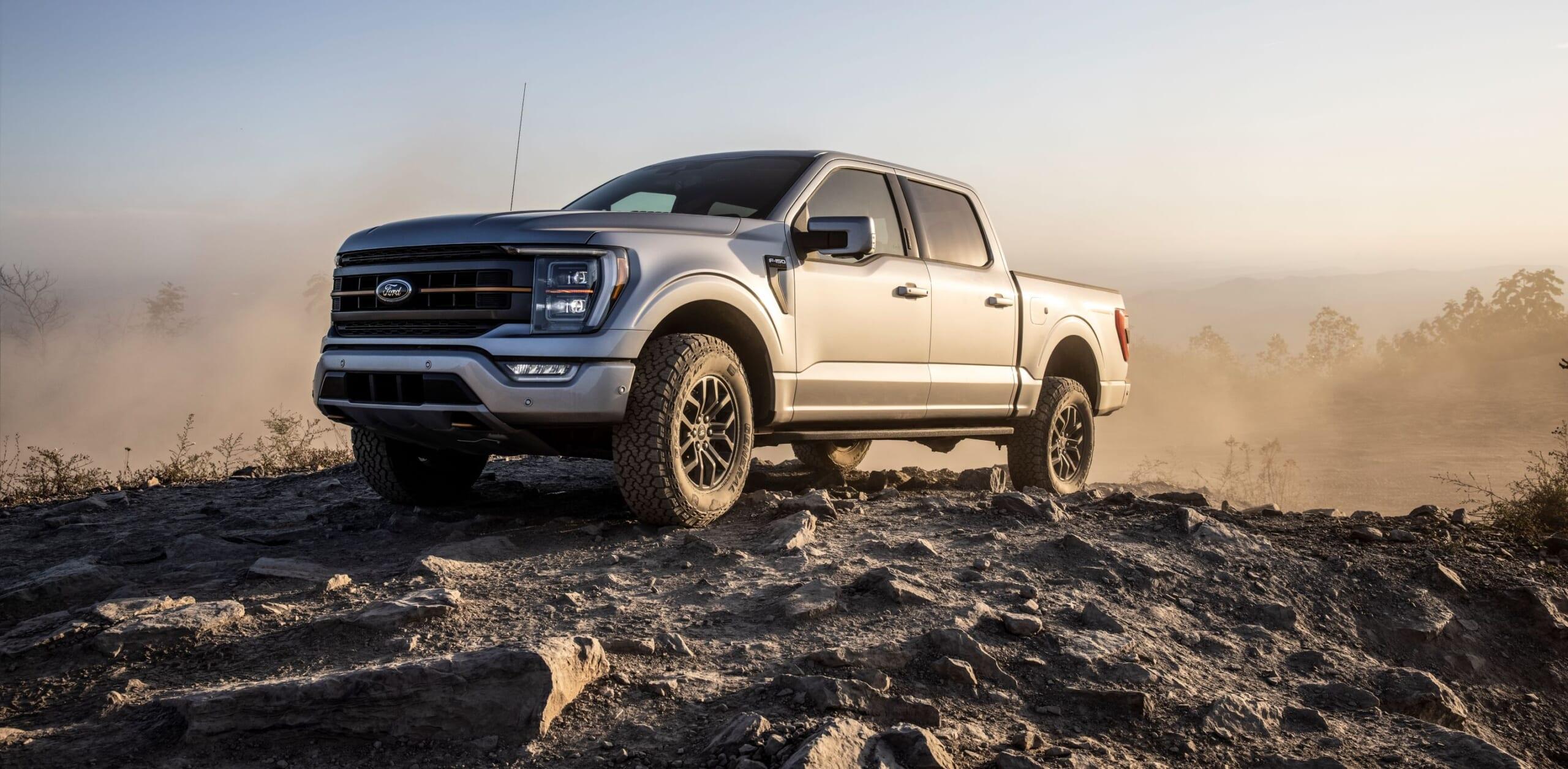 2021-Ford F-150-Tremor_01