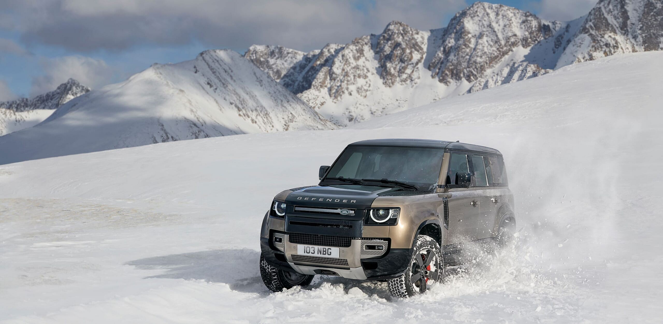 2020 Land Rover Defender (1)